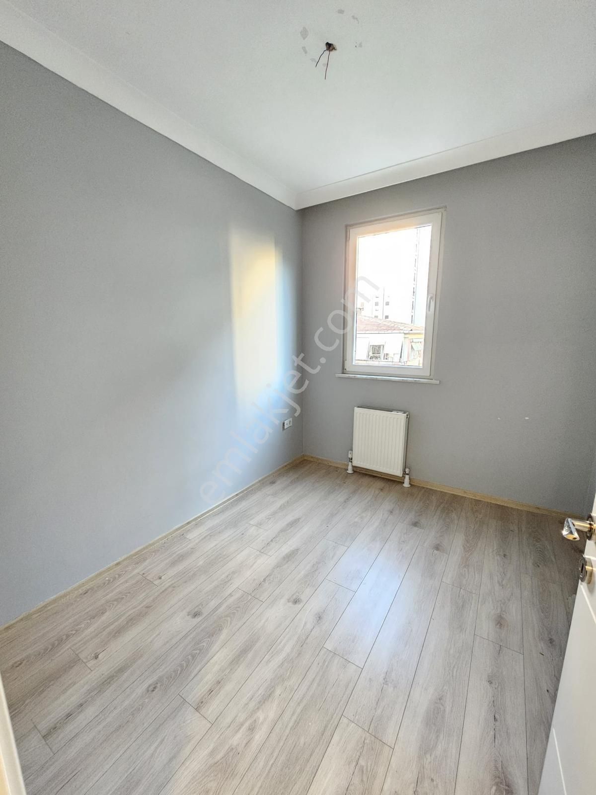 Suadiye De Prestijli Bina Da Balkonlu Net 70m2 2+1 - Görsel 24