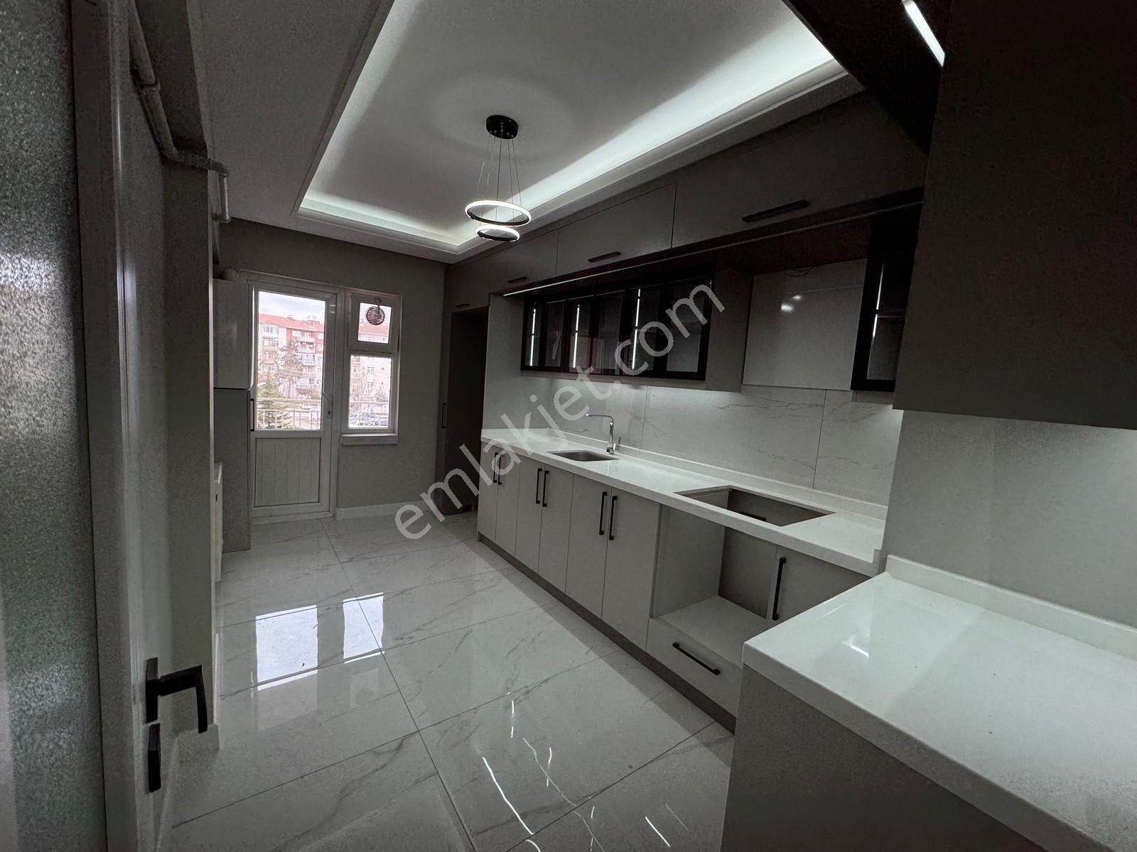 Mç Emlak'tan Fatih Mahallesin'de 3+1 Satılık Daire - Görsel 4