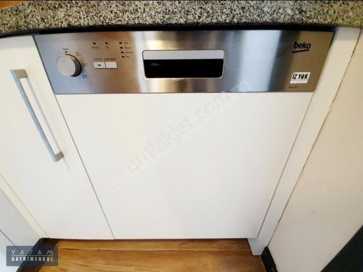 Yaşam Gayrimenkul'den Havuzlu Sitede Eşyalı 2+1 Kiralık Daire - Görsel 7