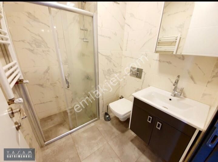 Yaşam Gayrimenkul'den Havuzlu Sitede Eşyalı 2+1 Kiralık Daire - Görsel 34