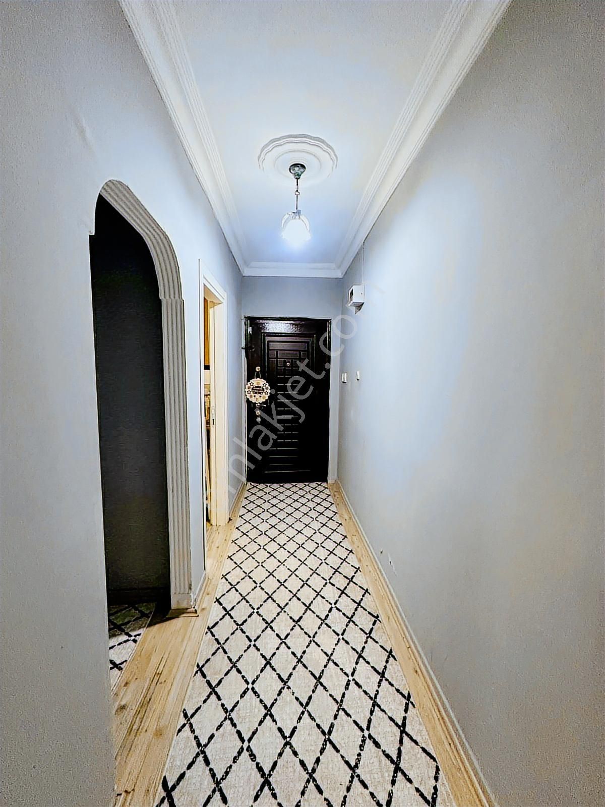 Gaziosmanpaşa Küçükköy Meydanda 120 M² Satılık Fırsat Daire - Görsel 3