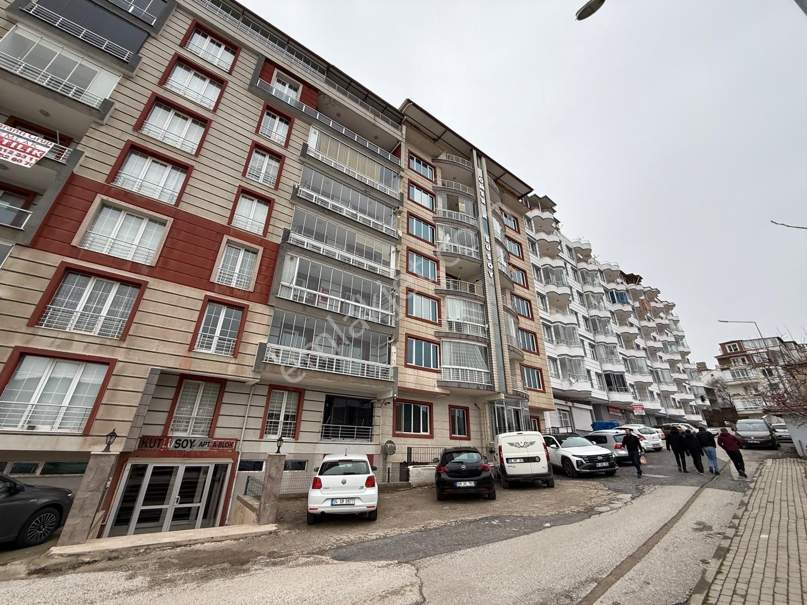 Adliye Yanında 3+1 Güney Cepheli Daire *** Burcu Emlaktan