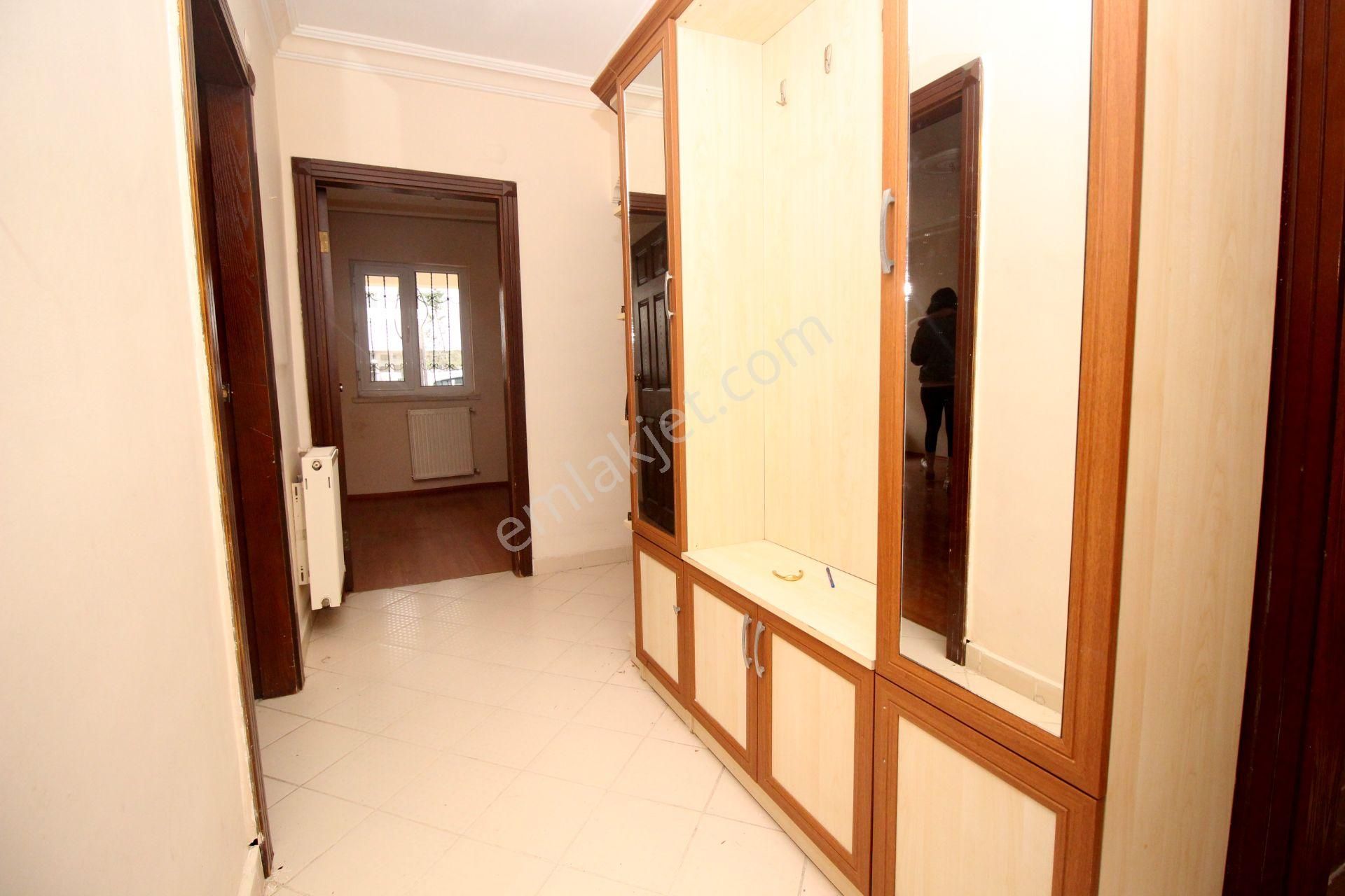 Emre Emlak'tan Piyade'de Ön Cephe İstasyon Caddesi Yakını 3+1 Satılık Daire - Görsel 15