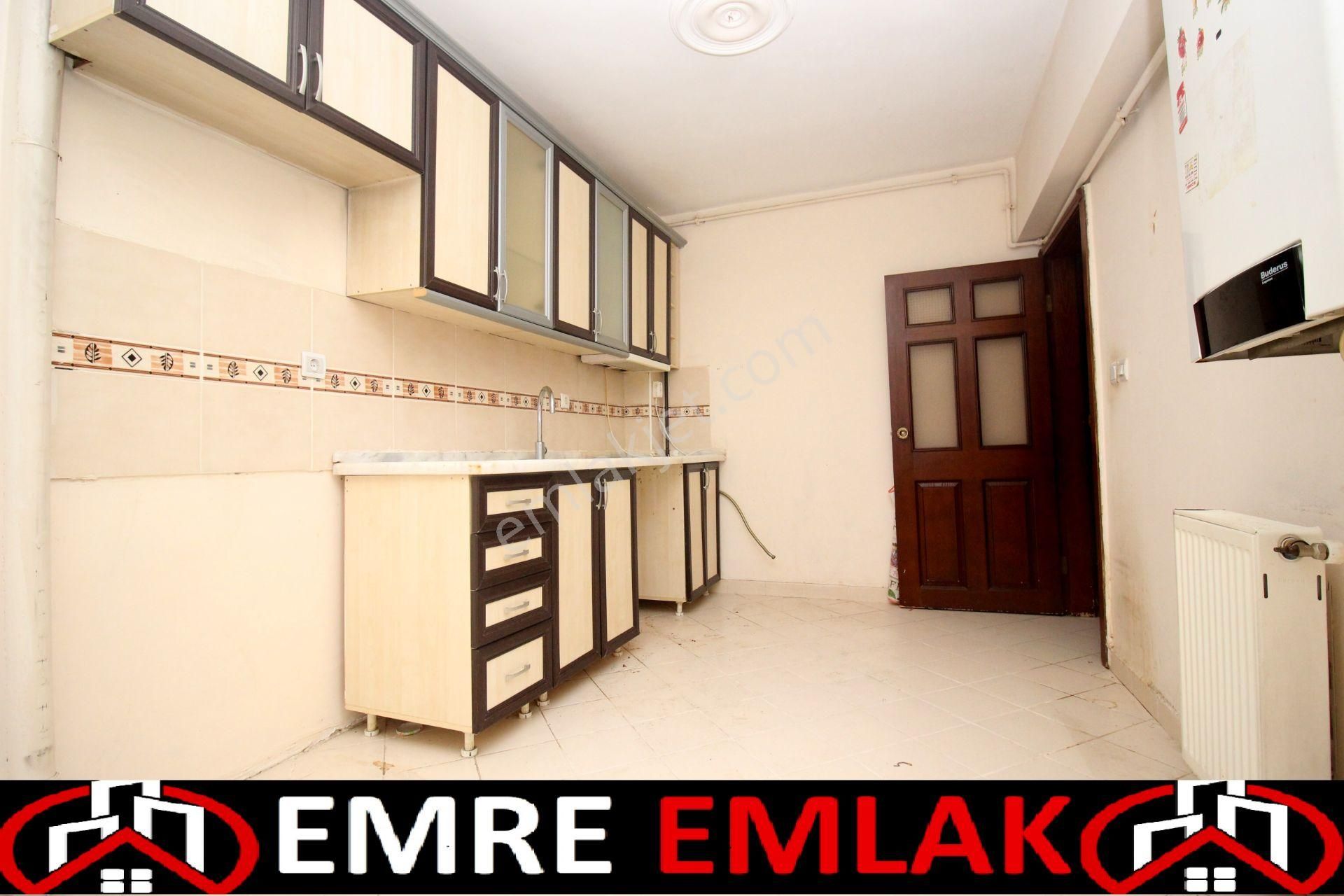 Emre Emlak'tan Piyade'de Ön Cephe İstasyon Caddesi Yakını 3+1 Satılık Daire