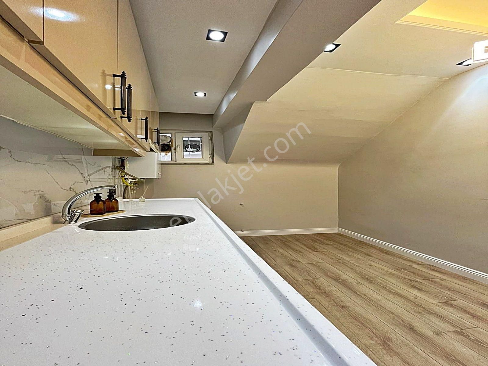 Merkezi Konumda Krediye Uygun 3+2 Lüks Dekorlu Dubleks Daire !!! - Görsel 13