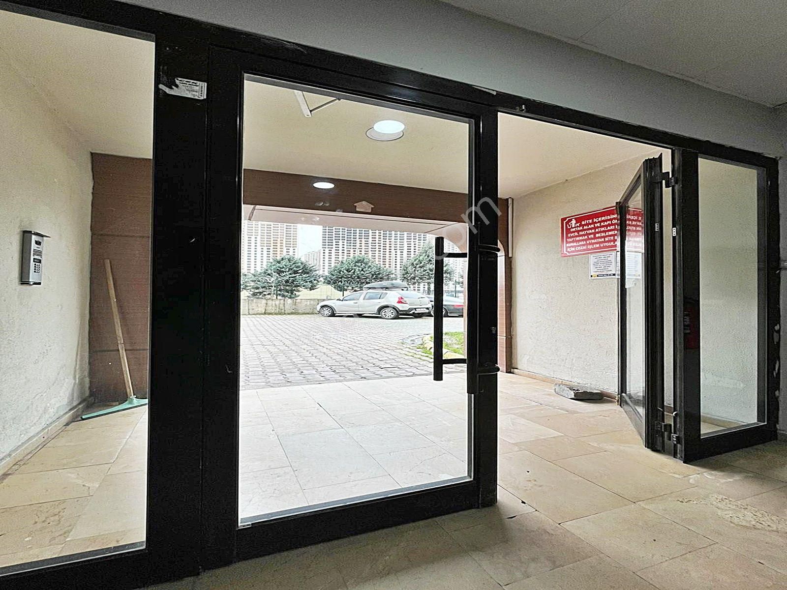 Bahçeşehir Akbatı Avm Komşu Full Sistemli Sitede 2+1 Lüks Daire!! - Görsel 29