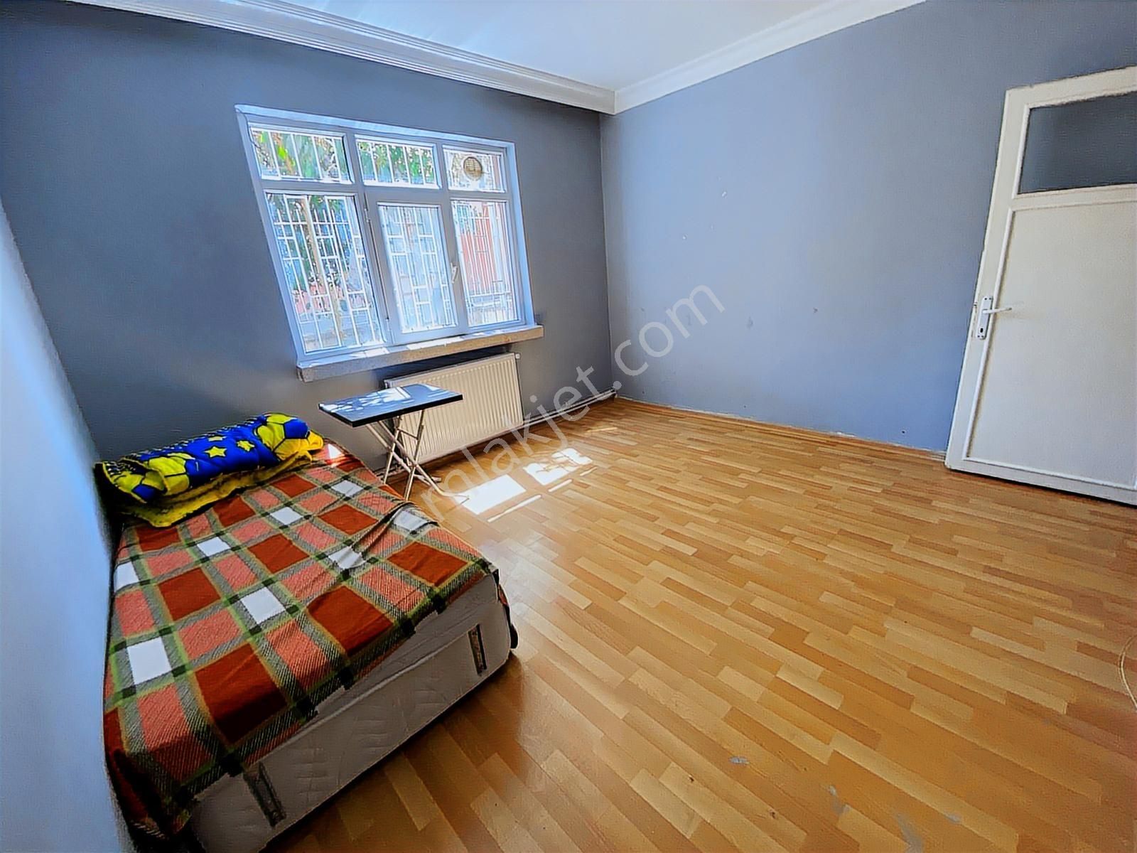 Tepebaşı Mah Çapraz Sokak 1. Katta 2+1 Güney Batı Cephe - Görsel 14