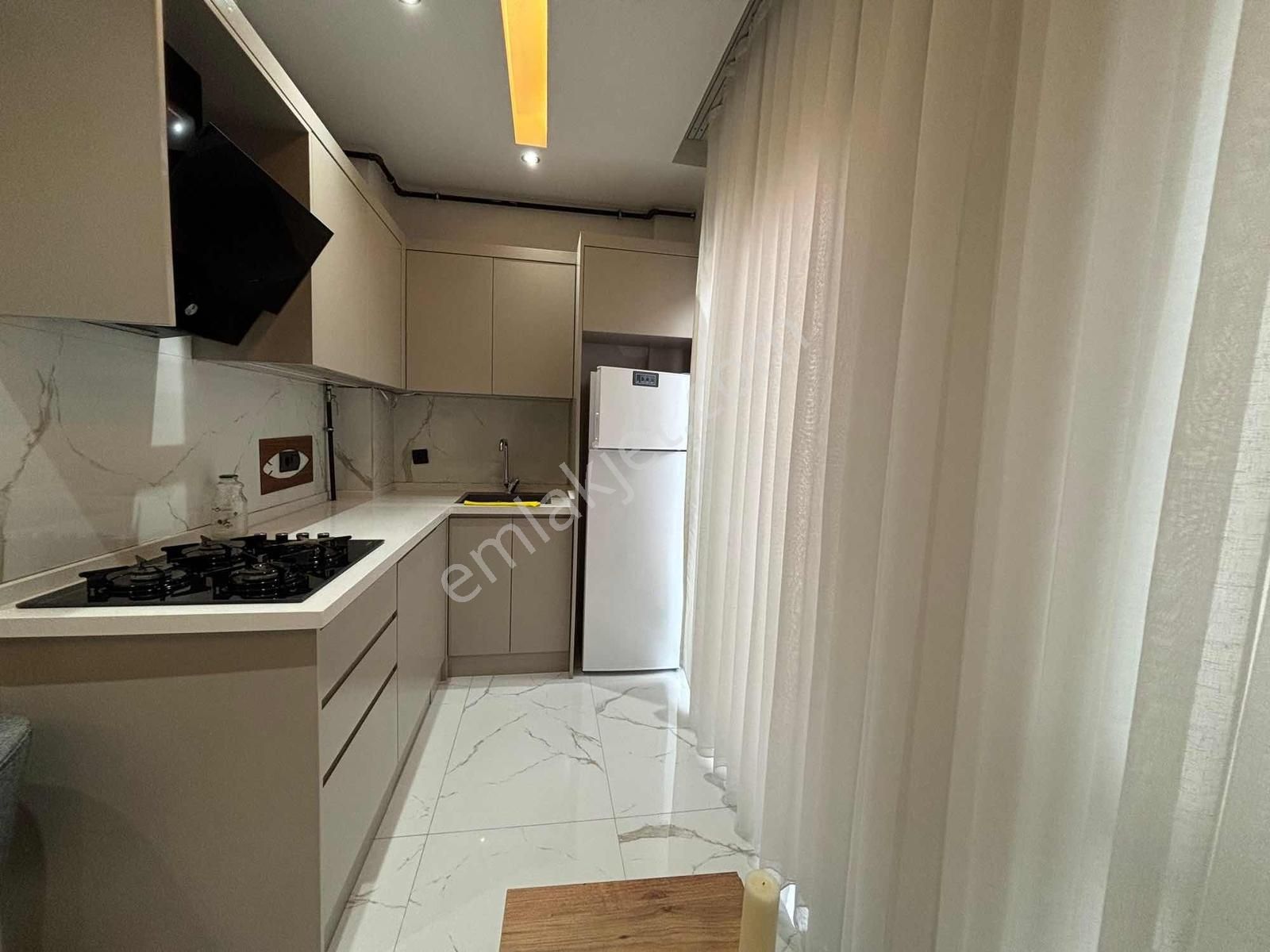 Üniversiteye Yürüme Mesafesinde Sıfır Lüks 1.5+1 Kiralık Apart - Görsel 2