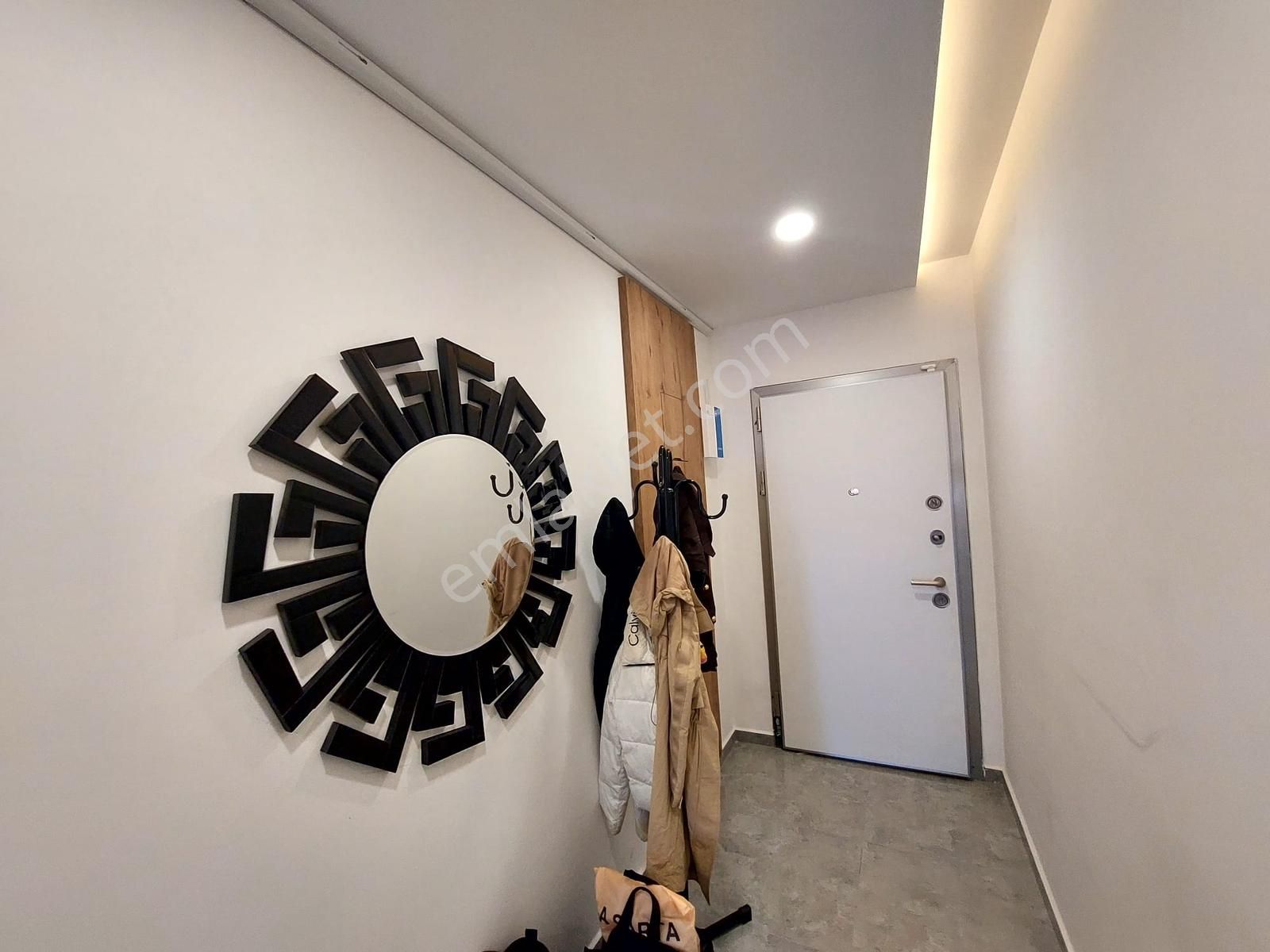 Doğalgaz - Klima-lüx Eşyalı -havuzlu - Geniş 3+1 Daire - Görsel 23