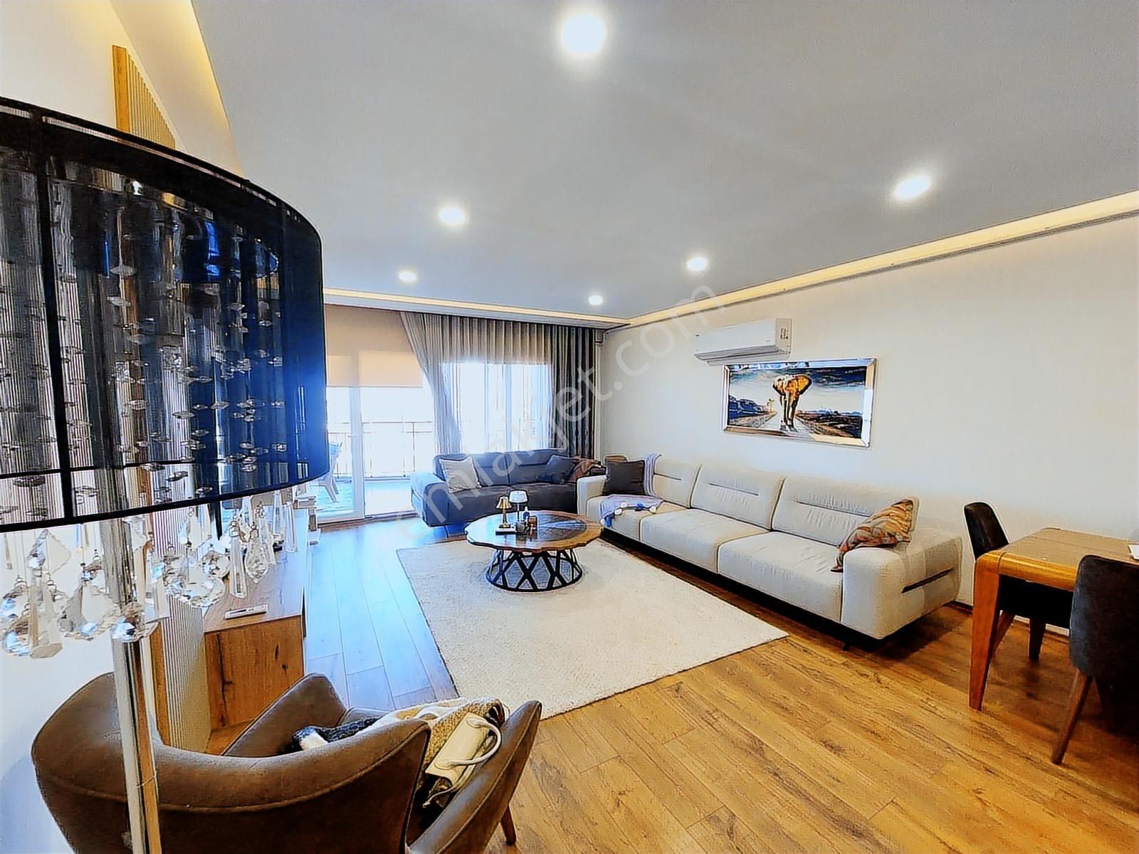 Doğalgaz - Klima-lüx Eşyalı -havuzlu - Geniş 3+1 Daire - Görsel 29