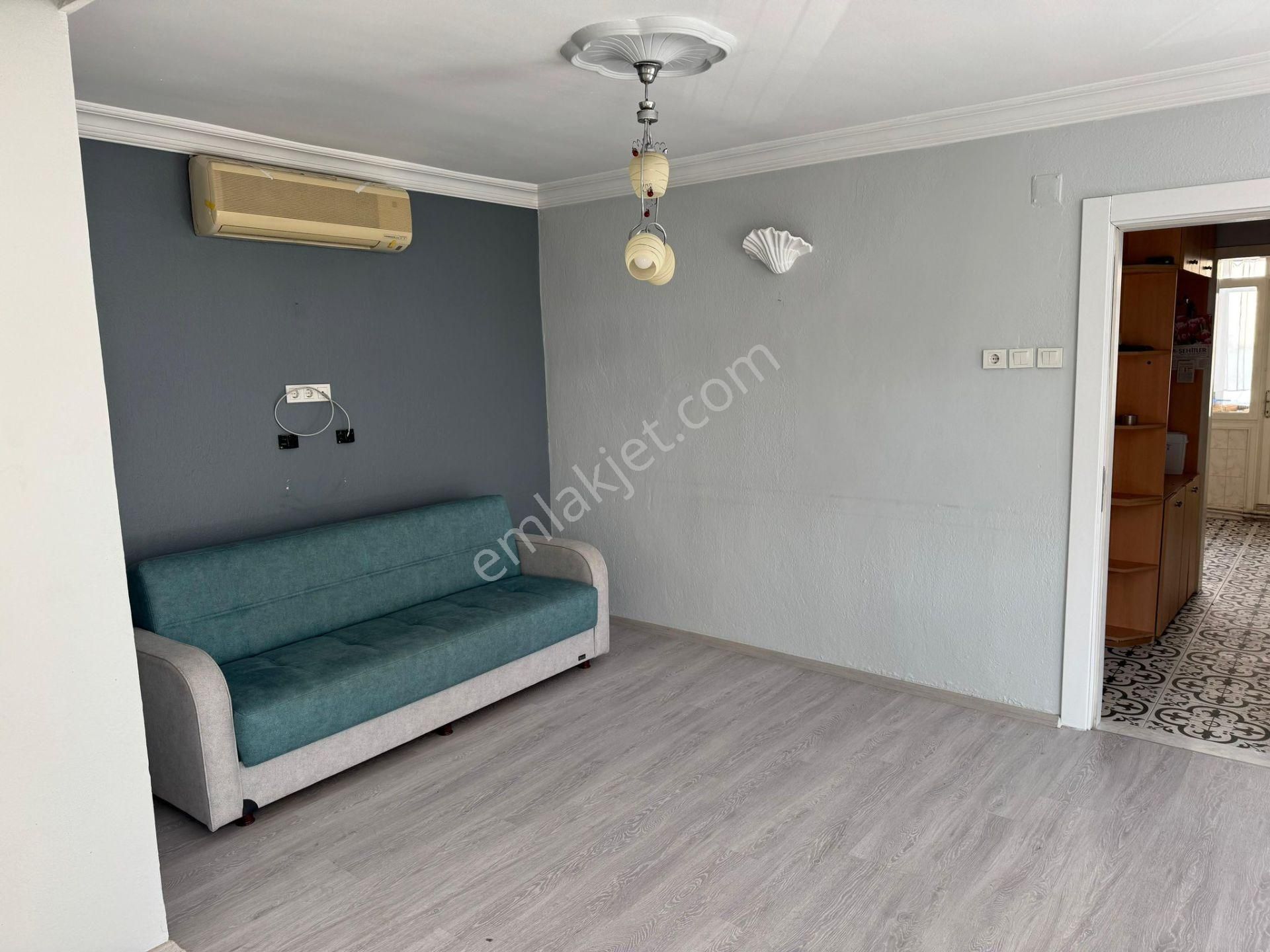 Turgutlu Satılık Cumhuriyet Mah 80m2 2+1 Oda Zemin Üstü 1. Kat Doğalgazlı Balkonlu Orta Park Civarı - Görsel 9