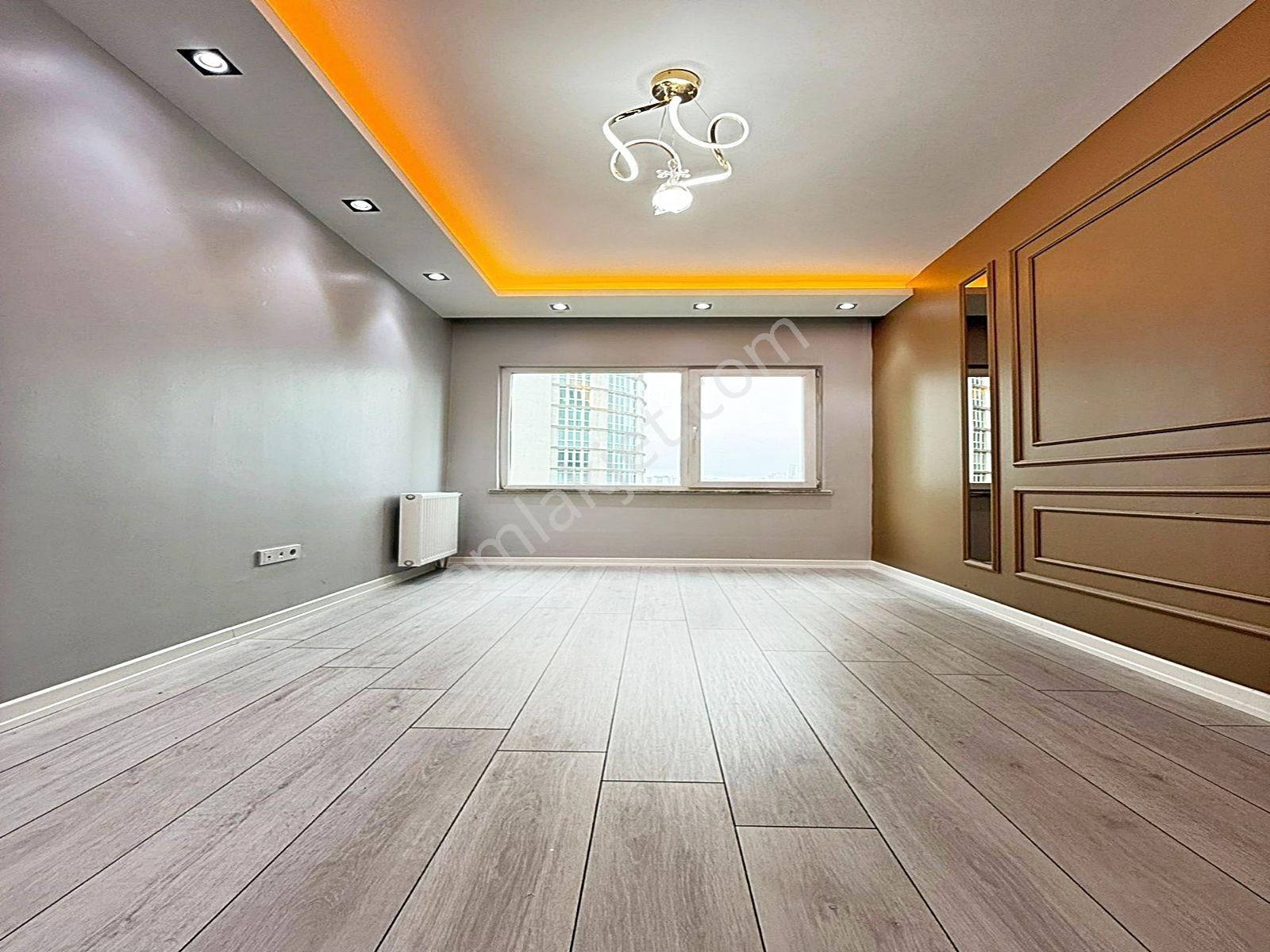 Esenyurt Yeşilkent Mahallesinde Site İçerisinde Ebeveyn Banyolu 2+1 Daire - Görsel 29