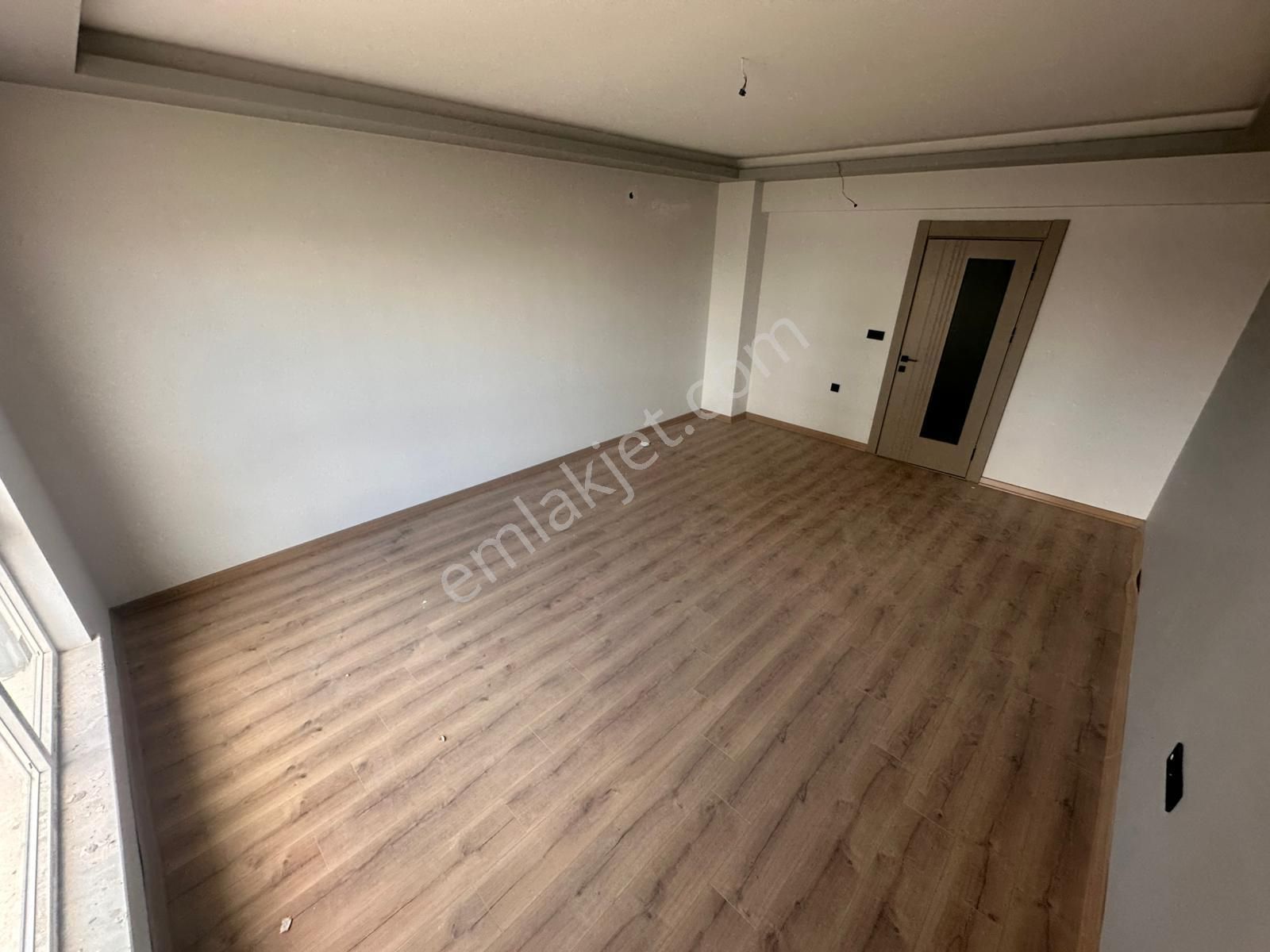 Hayal^den Törekent Site İçinde E. Banyolu G. Odalı Çift Asansörlü 2+1 Kupon Daire !! - Görsel 8