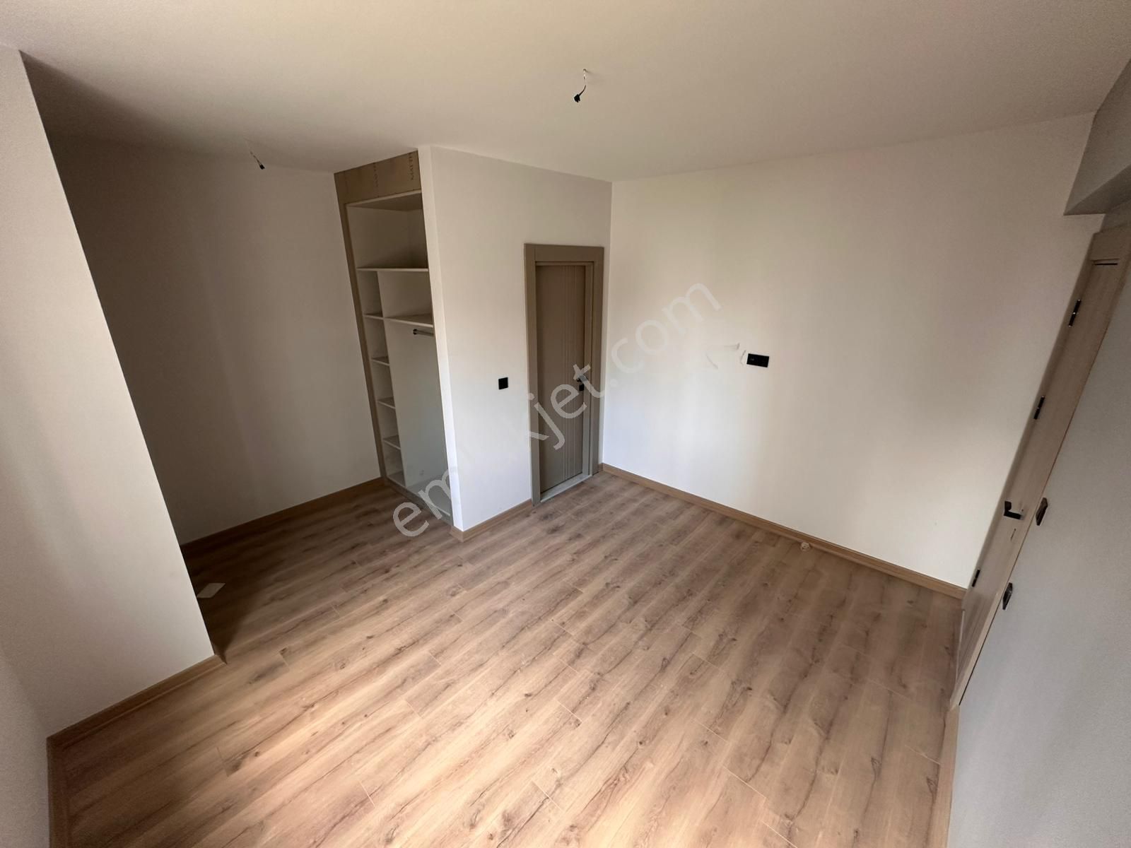 Hayal^den Törekent Site İçinde E. Banyolu G. Odalı Çift Asansörlü 2+1 Kupon Daire !! - Görsel 9