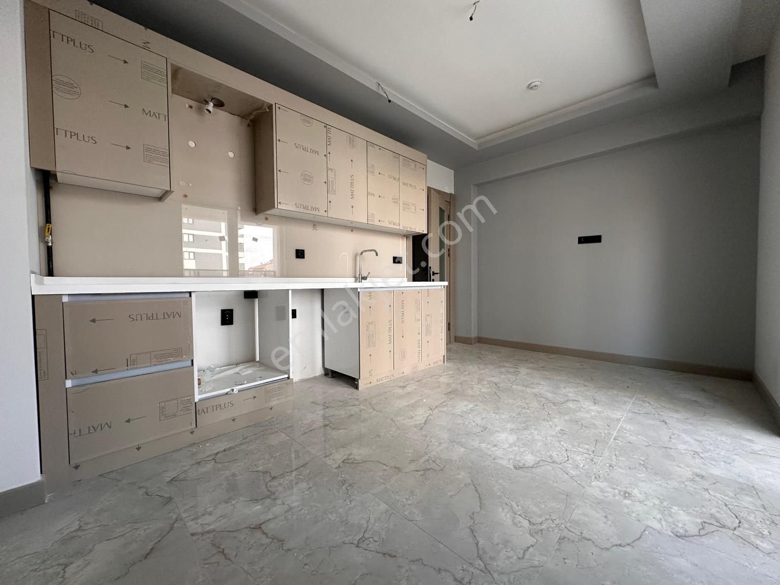 Hayal^den Törekent Site İçinde E. Banyolu G. Odalı Çift Asansörlü 2+1 Kupon Daire !! - Görsel 3