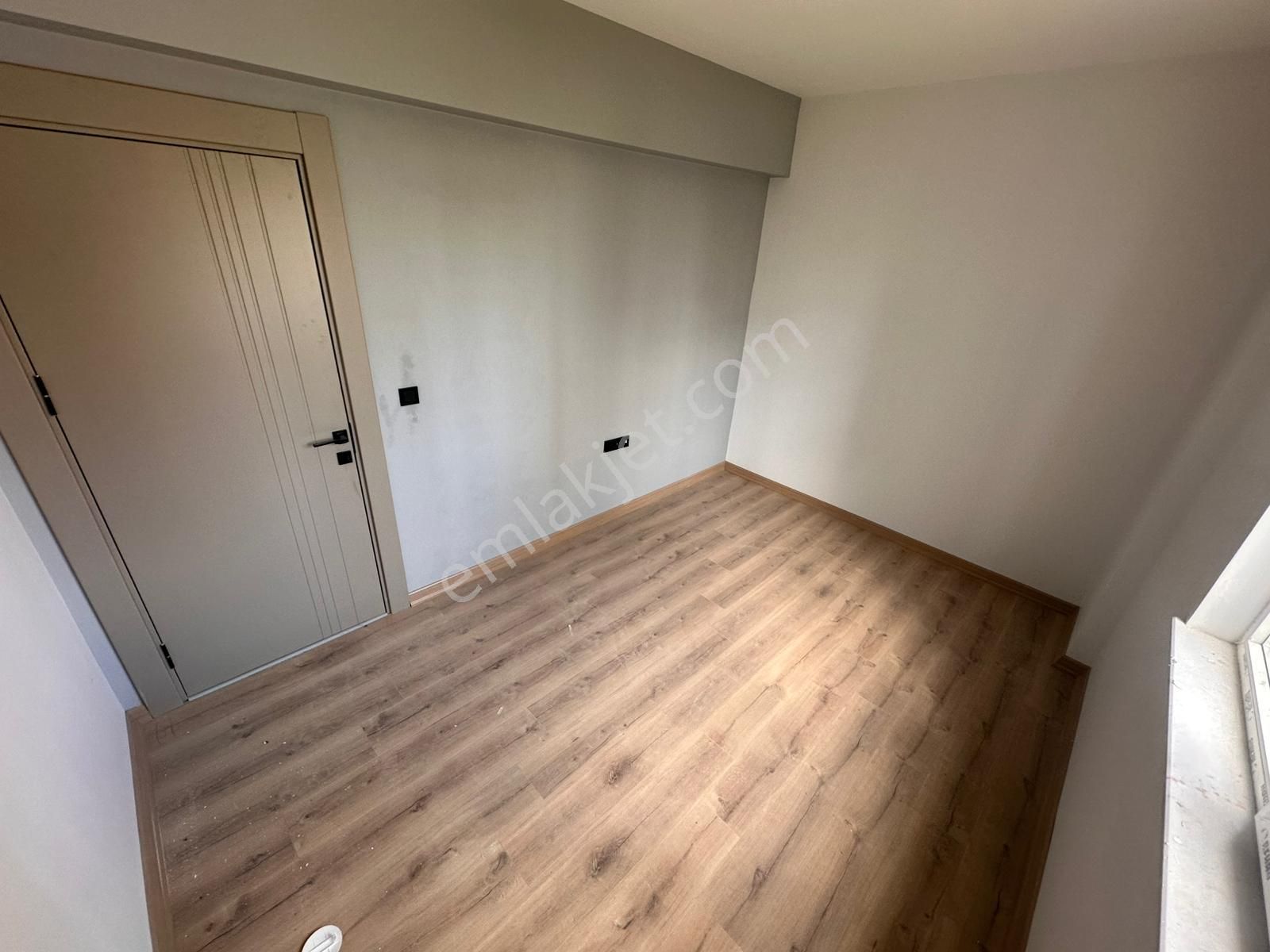 Hayal^den Törekent Site İçinde E. Banyolu G. Odalı Çift Asansörlü 2+1 Kupon Daire !! - Görsel 11