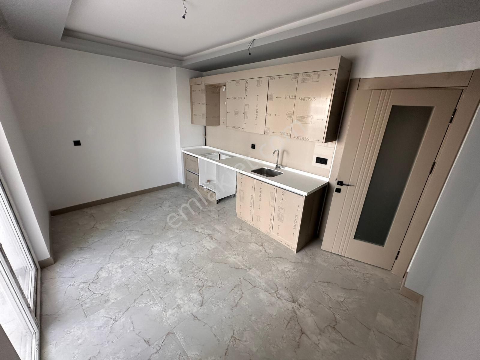 Hayal^den Törekent Site İçinde E. Banyolu G. Odalı Çift Asansörlü 2+1 Kupon Daire !!