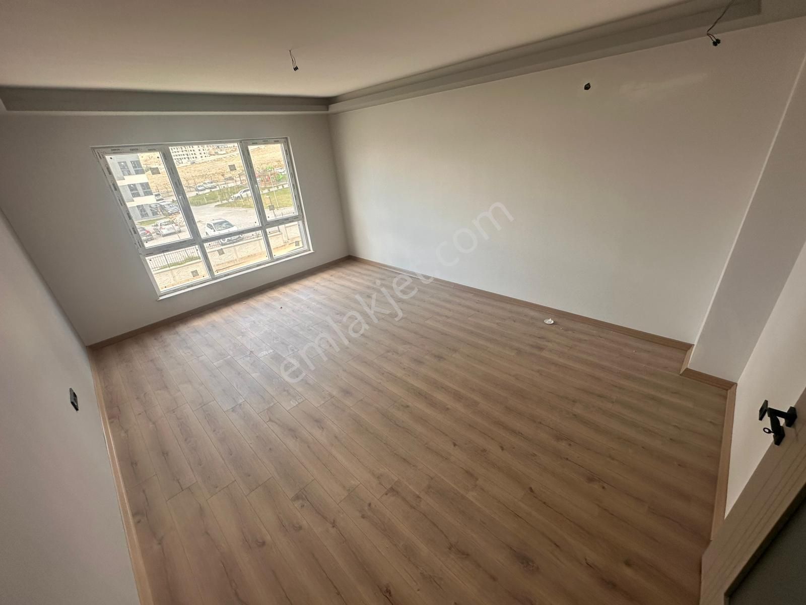 Hayal^den Törekent Site İçinde E. Banyolu G. Odalı Çift Asansörlü 2+1 Kupon Daire !! - Görsel 6