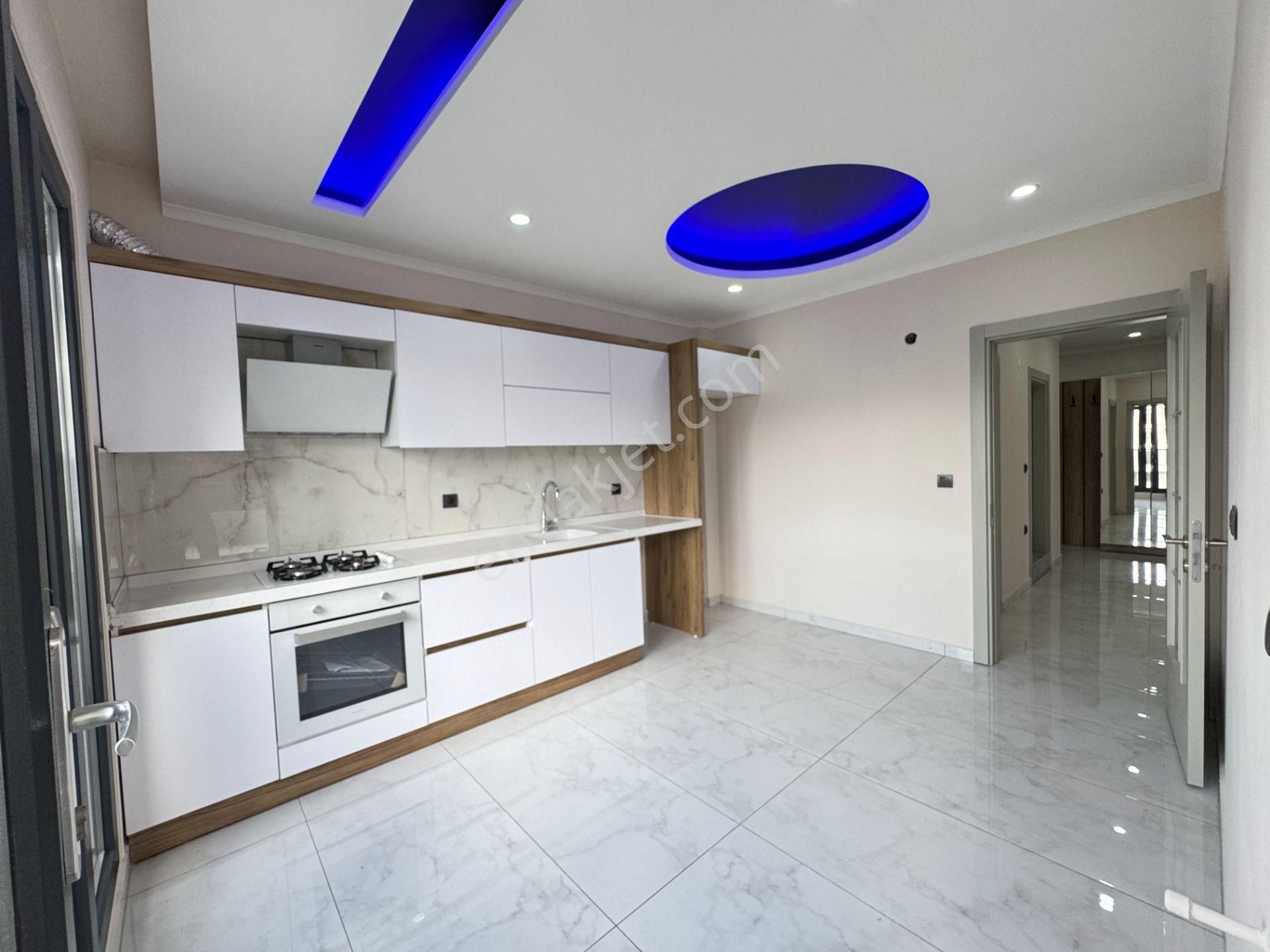 Berkay Demirel'den Altınkumda Sıfır Doğalgazlı Ayrı Mutfak 2+1 - Görsel 17