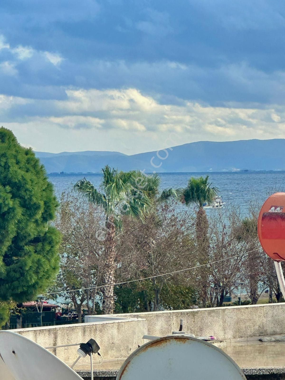 Altınkum’da 3+1 Denize 45 M Mesafede Lüks Villa