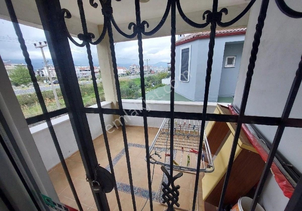 Tek Yetkili Mira Gm'den Akçay'da 5+1 İçi Bakımlı Deniz'e 200 Mt Villa Satılıktır. - Görsel 12