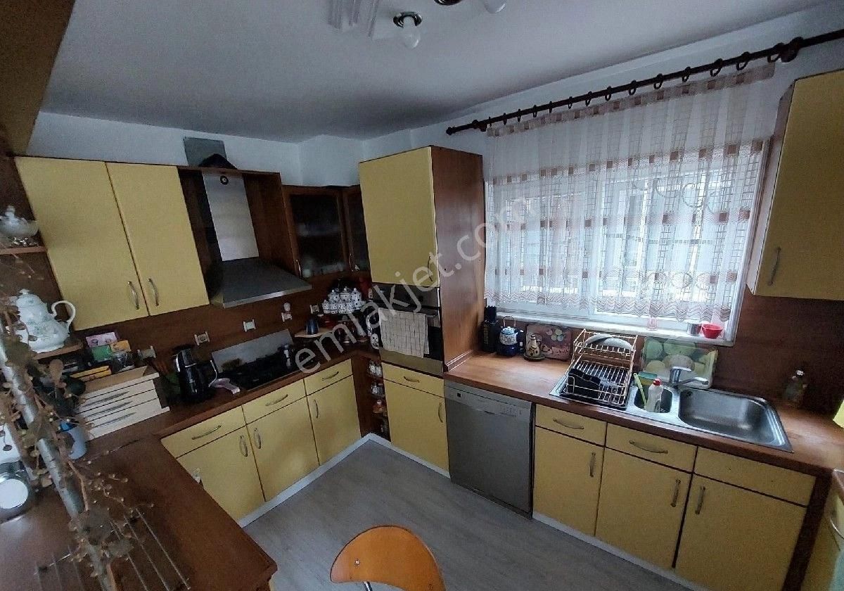 Tek Yetkili Mira Gm'den Akçay'da 5+1 İçi Bakımlı Deniz'e 200 Mt Villa Satılıktır. - Görsel 2
