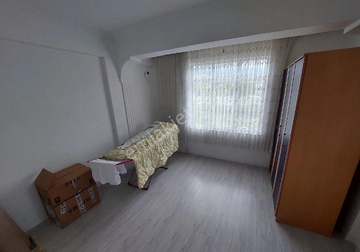 Tek Yetkili Mira Gm'den Akçay'da 5+1 İçi Bakımlı Deniz'e 200 Mt Villa Satılıktır. - Görsel 16