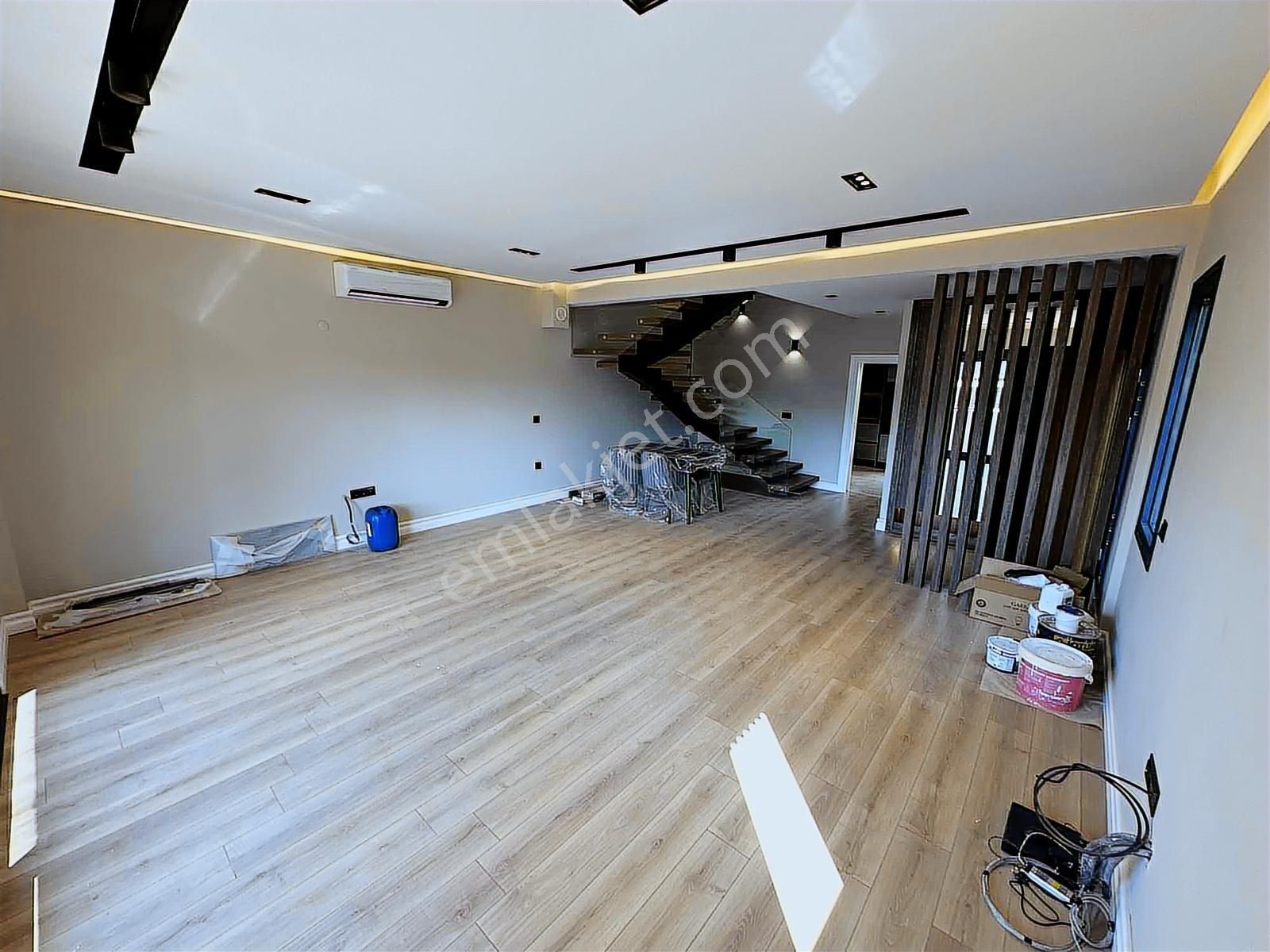Q'zen Den Müstakil Havuzlu Park Cepheli 4+1 Sıfır Lüks Villa - Görsel 8
