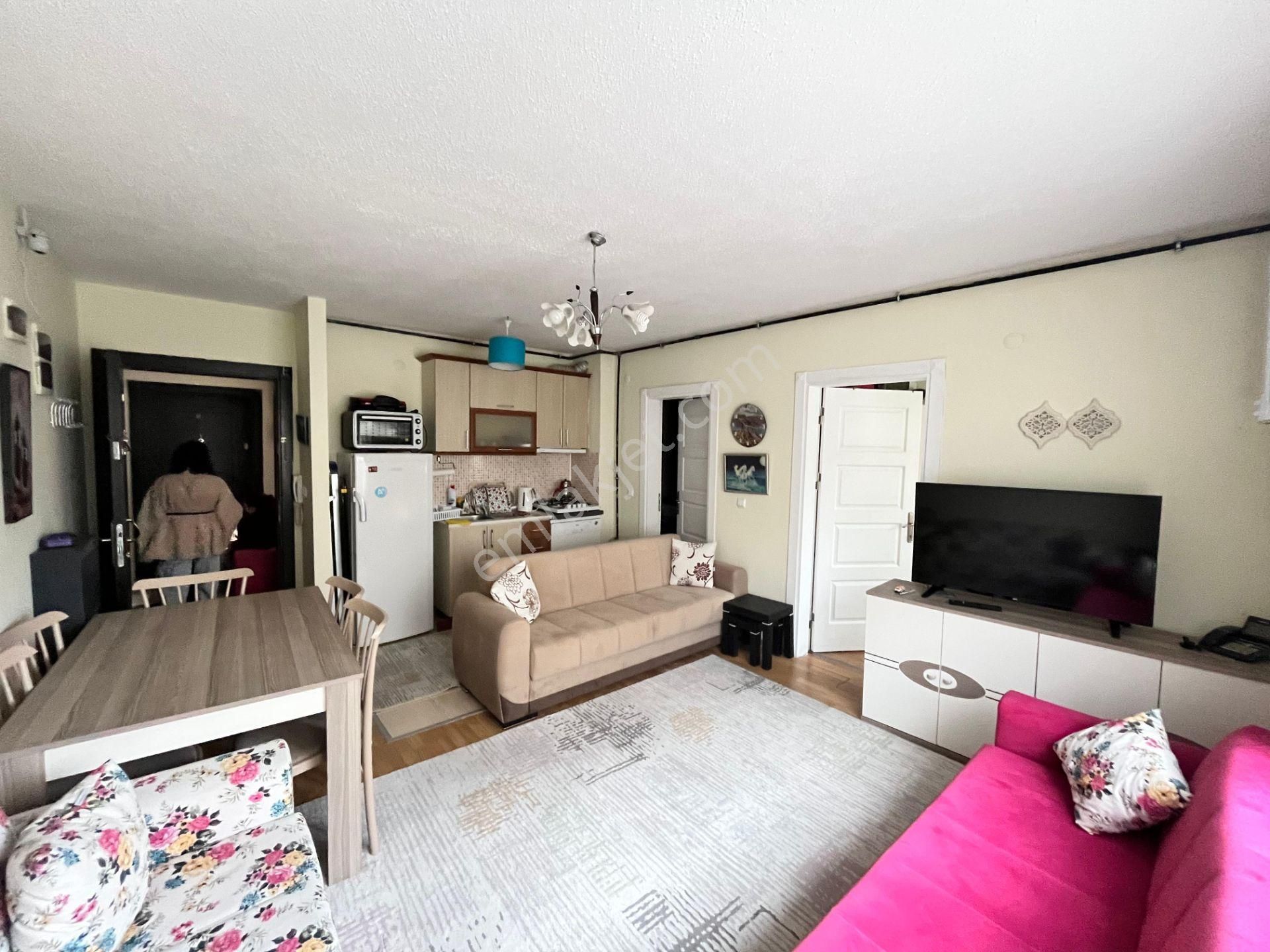 Zirvekent'te Yatırımcılara Fırsat!hem Eşyalı Olarak Hem Boş Satılık 1+1 Daire - Görsel 4