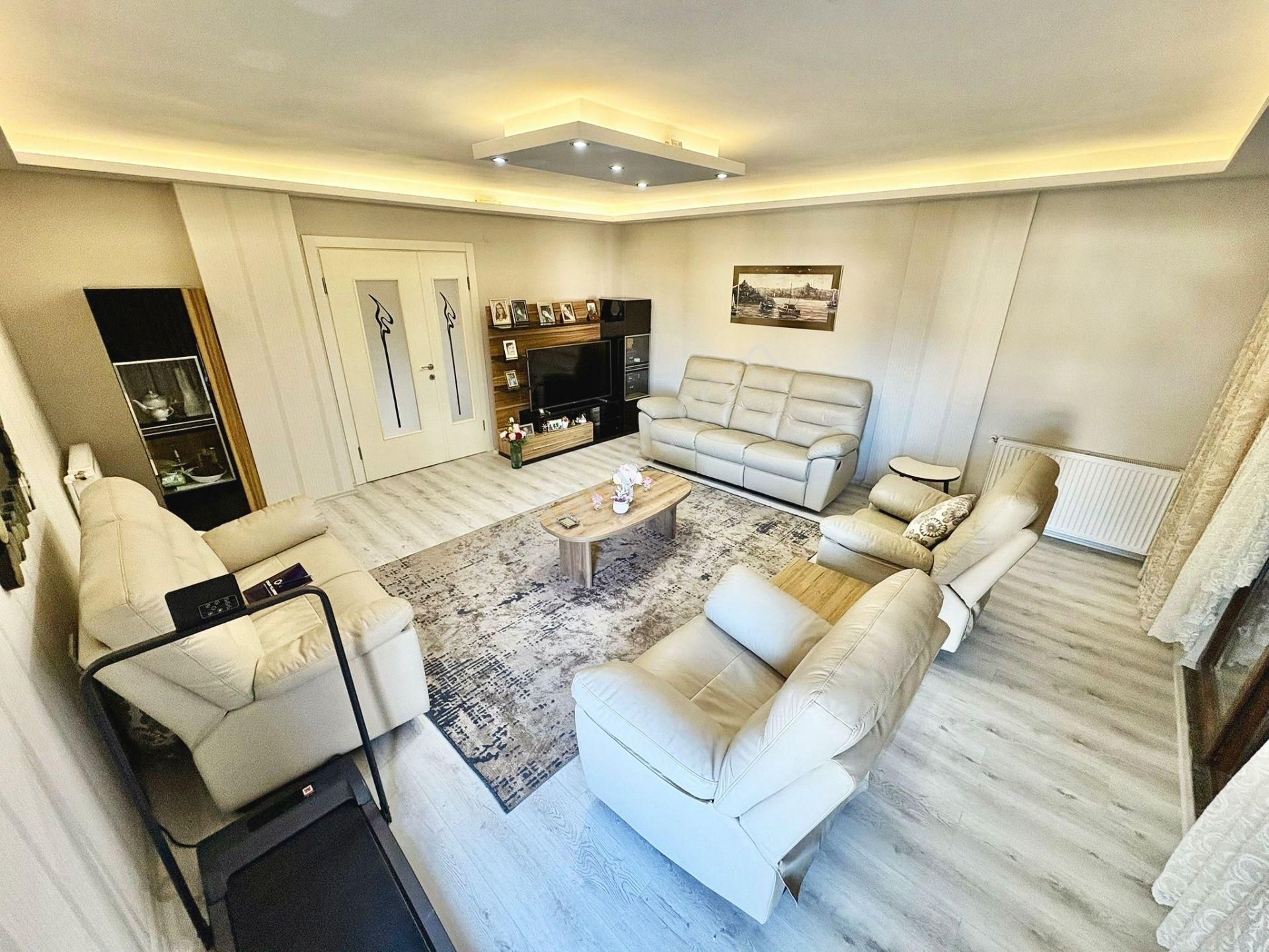 🛑🛑aktiften Akçay'da Satılık 3+1 Otoparklı Ebeveyn Banyolu Devasa Lüx Daire - Görsel 6