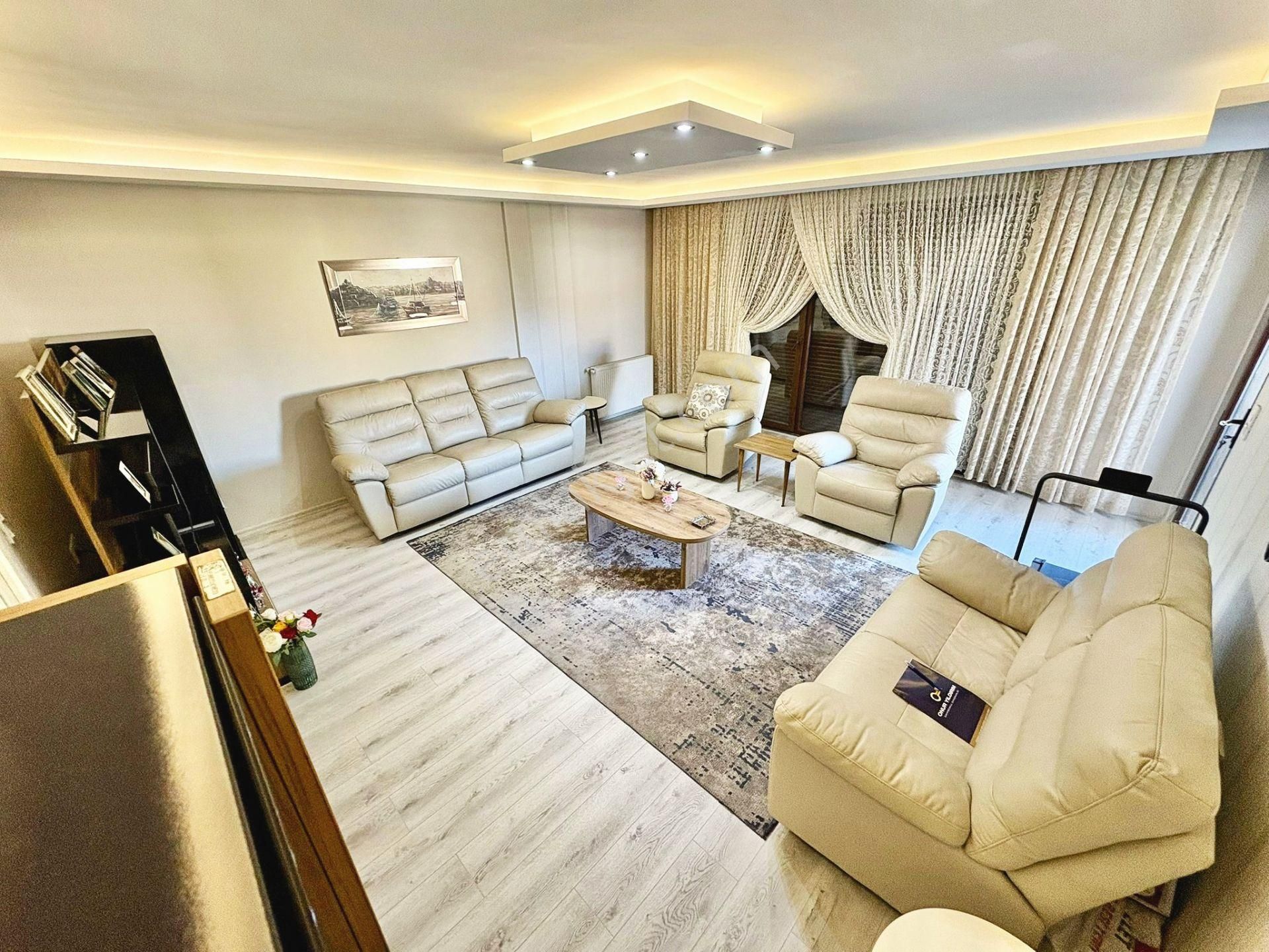 🛑🛑aktiften Akçay'da Satılık 3+1 Otoparklı Ebeveyn Banyolu Devasa Lüx Daire - Görsel 3