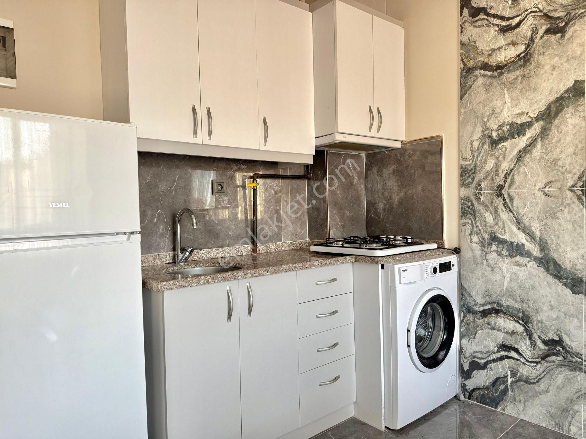 Ender Uysal Gayrimenkulden Foruma Yakın 1+1 Satılık Lüks Apart.. - Görsel 4