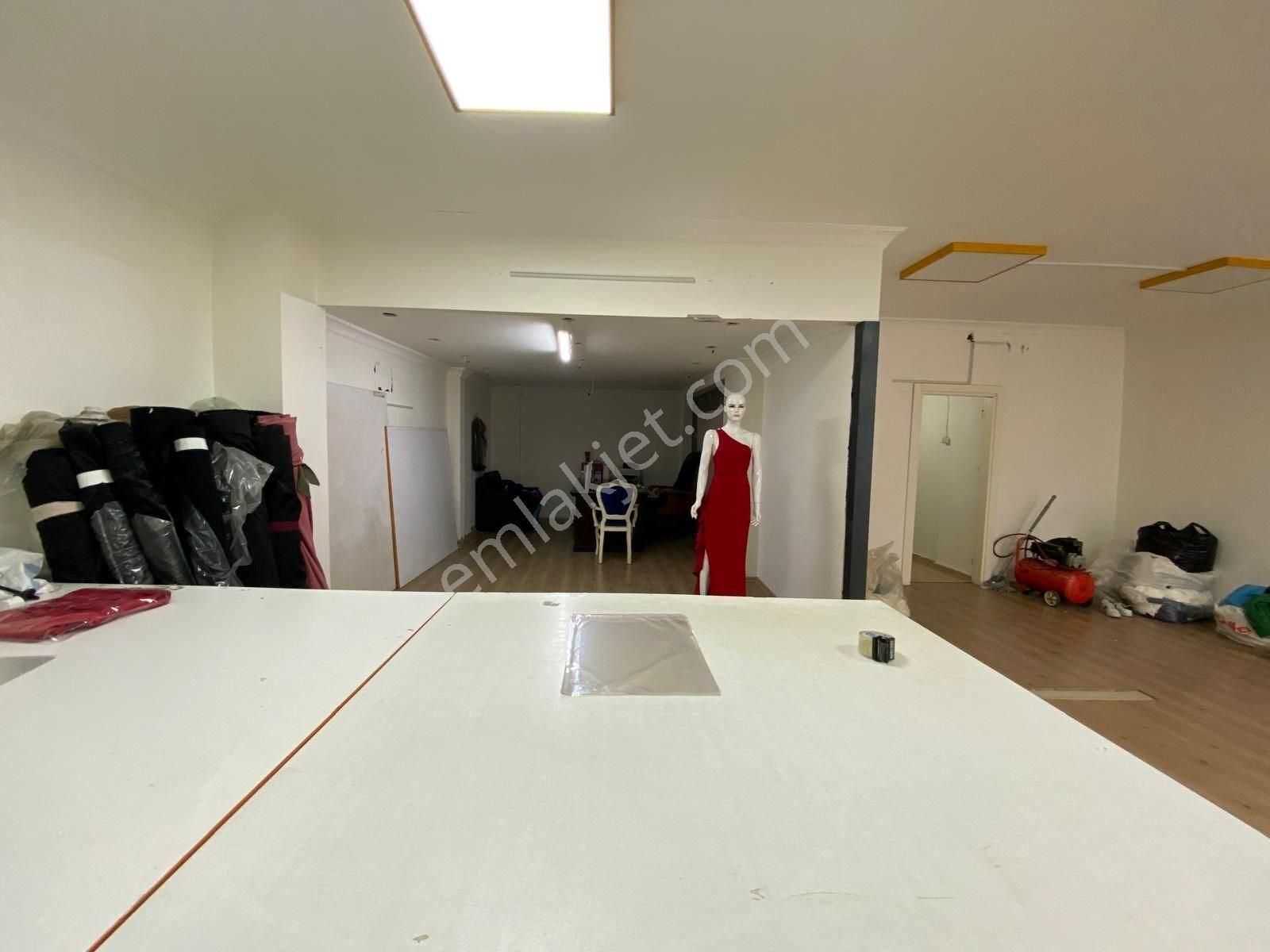 Bağcılar Yavuz Selim'de Satılık 110m² Dükkan - Görsel 6