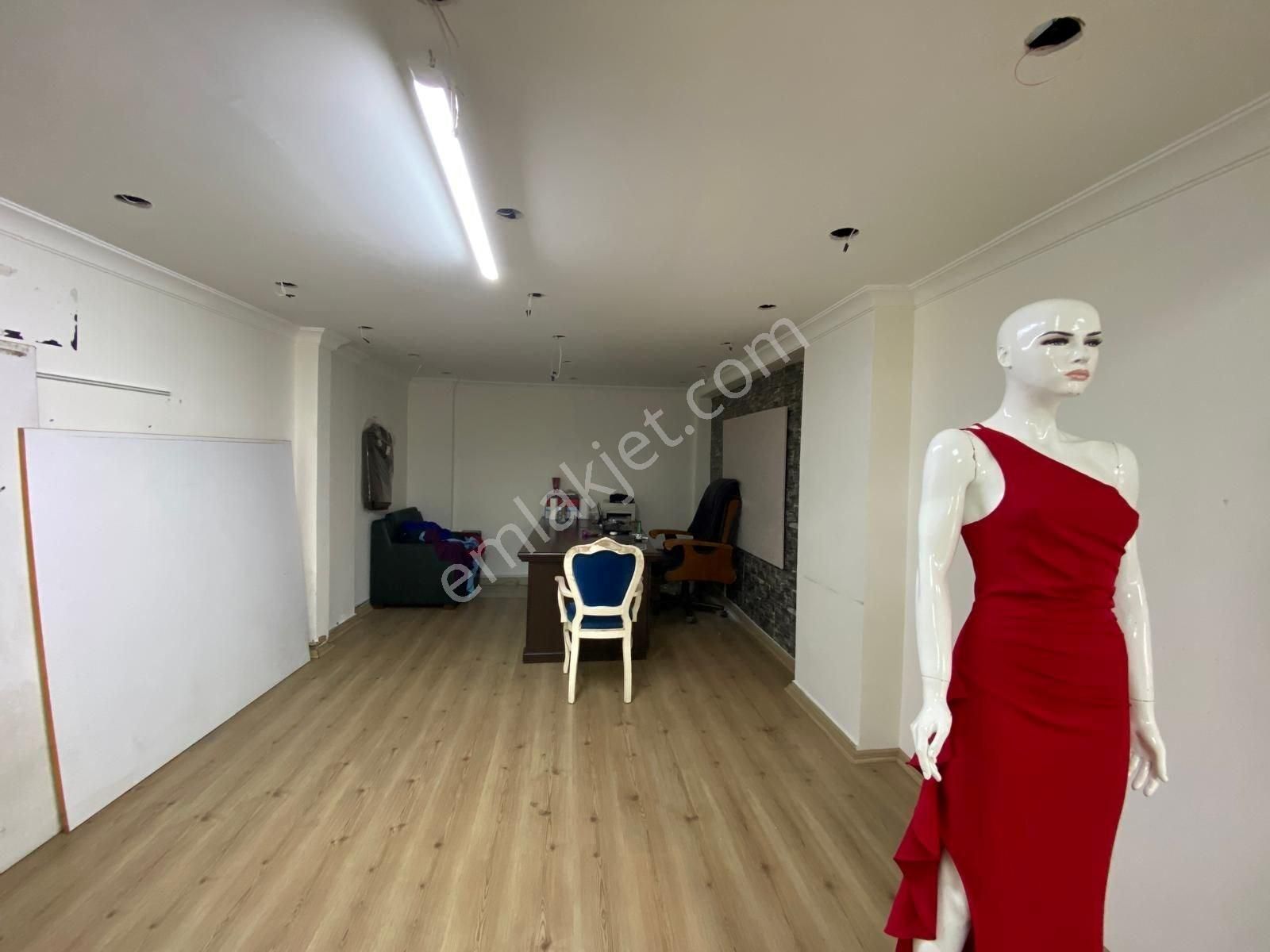 Bağcılar Yavuz Selim'de Satılık 110m² Dükkan - Görsel 5