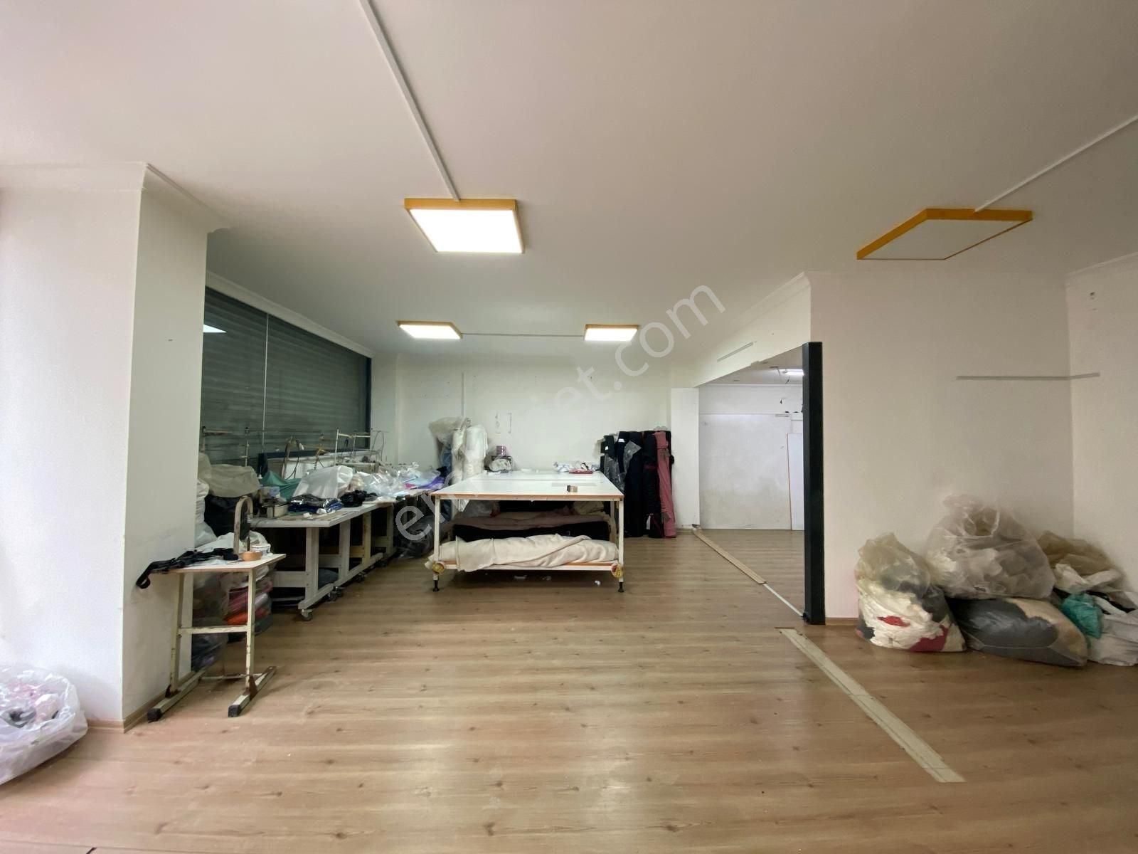 Bağcılar Yavuz Selim'de Satılık 110m² Dükkan