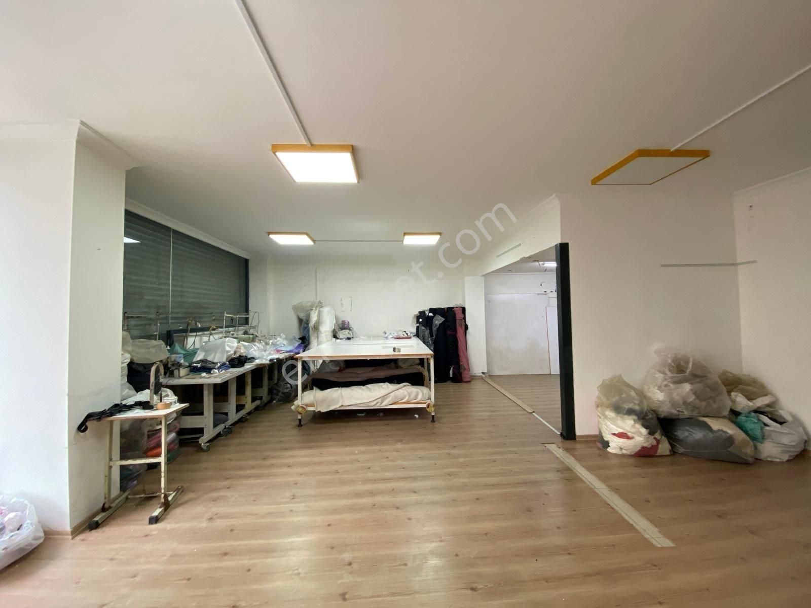 Bağcılar Yavuz Selim'de Satılık 110m² Dükkan - Görsel 2