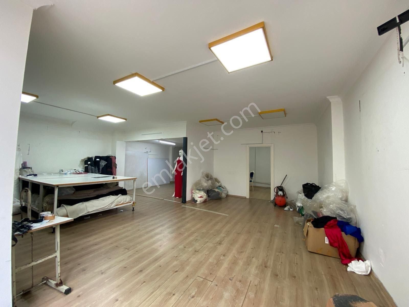 Bağcılar Yavuz Selim'de Satılık 110m² Dükkan - Görsel 13