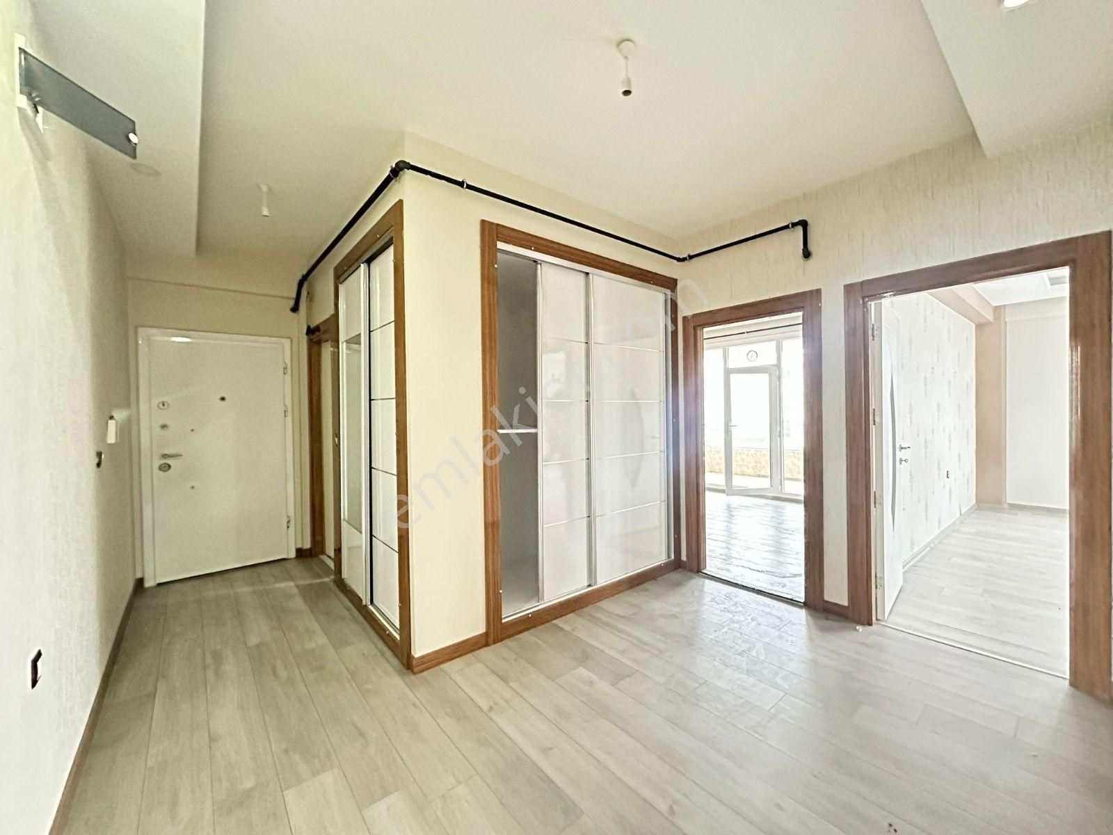 Bağcıların Gözde Konumu Havalimanı Caddesinde 3+1 Lüks Dairemiz Kiralıktır. - Görsel 4
