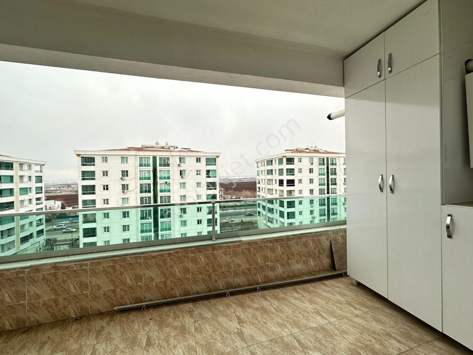 Bağcıların Gözde Konumu Havalimanı Caddesinde 3+1 Lüks Dairemiz Kiralıktır. - Görsel 13