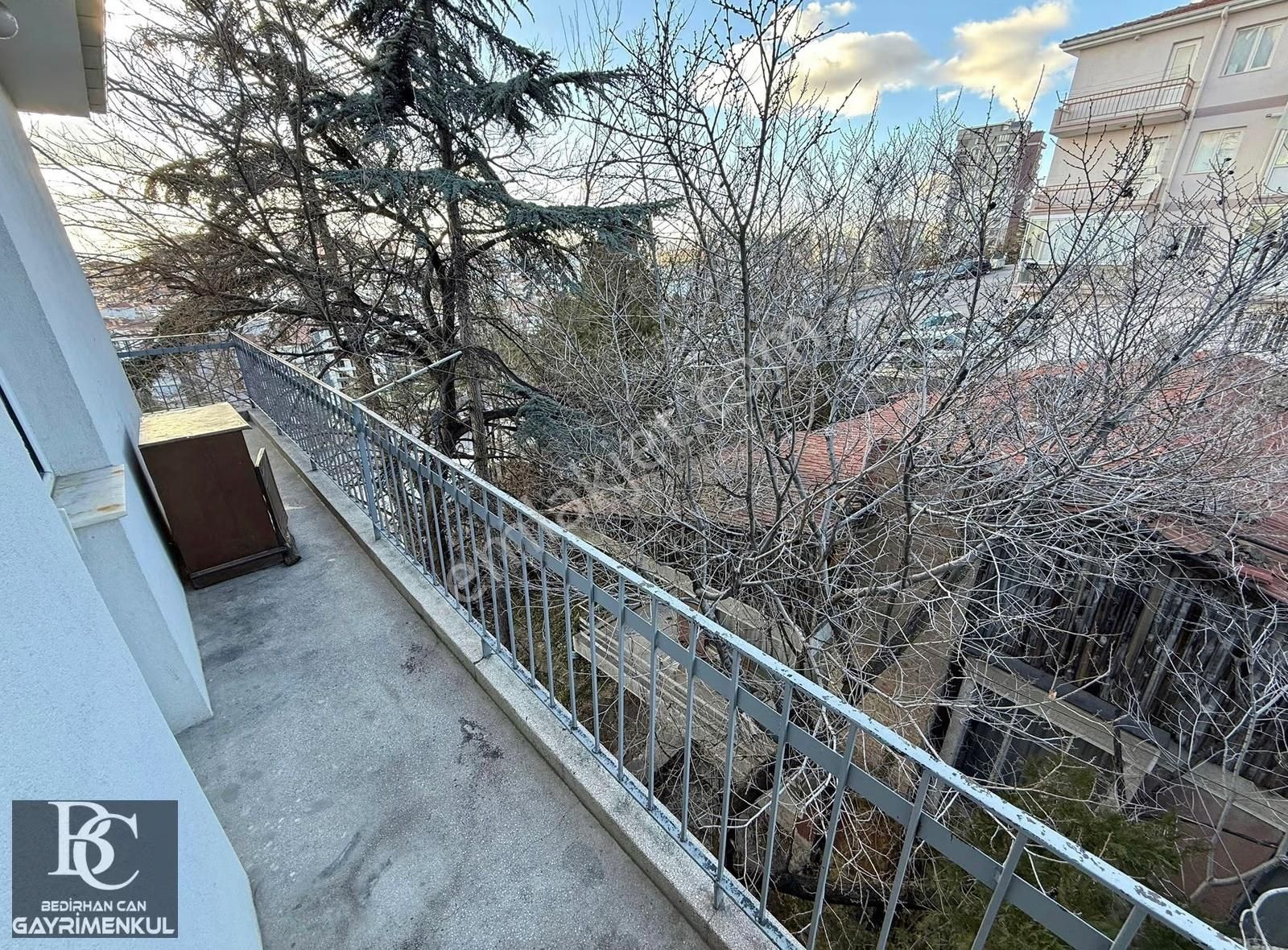 Bedirhan'dan Ankara Manzaralı Merkezi Konum Ön Cephe Çok Geniş!! - Görsel 7
