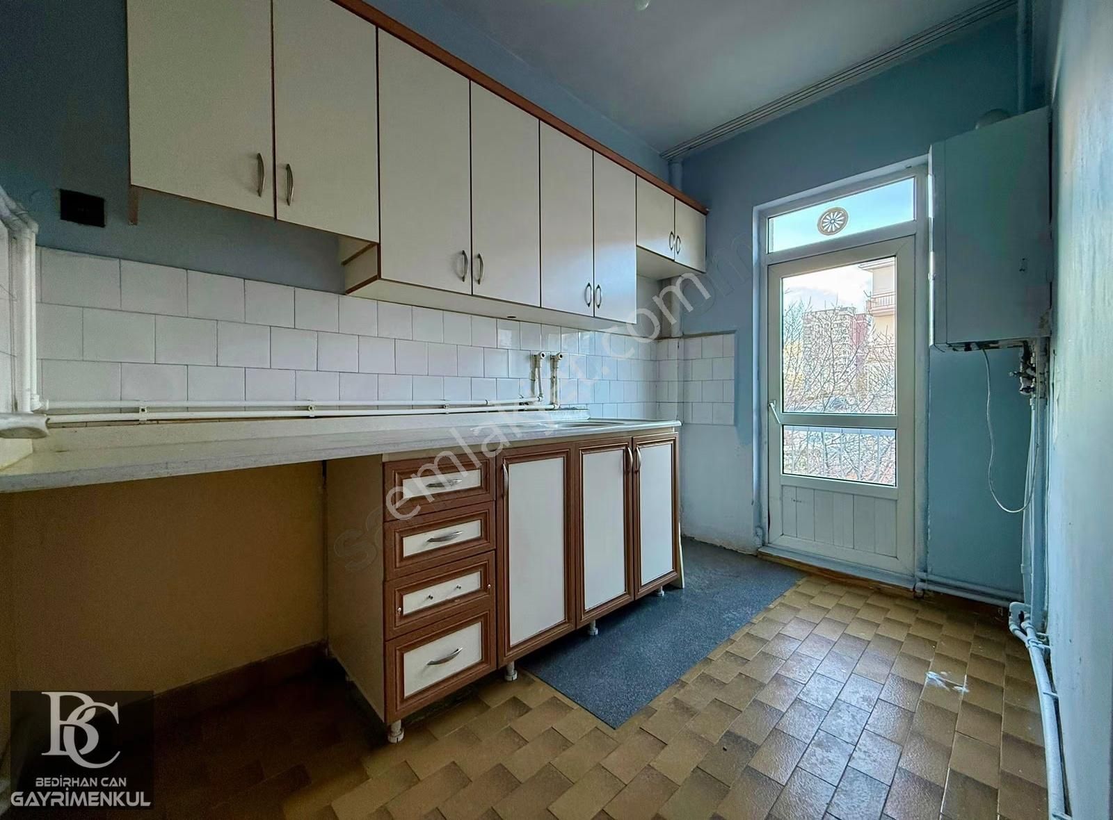 Bedirhan'dan Ankara Manzaralı Merkezi Konum Ön Cephe Çok Geniş!! - Görsel 25