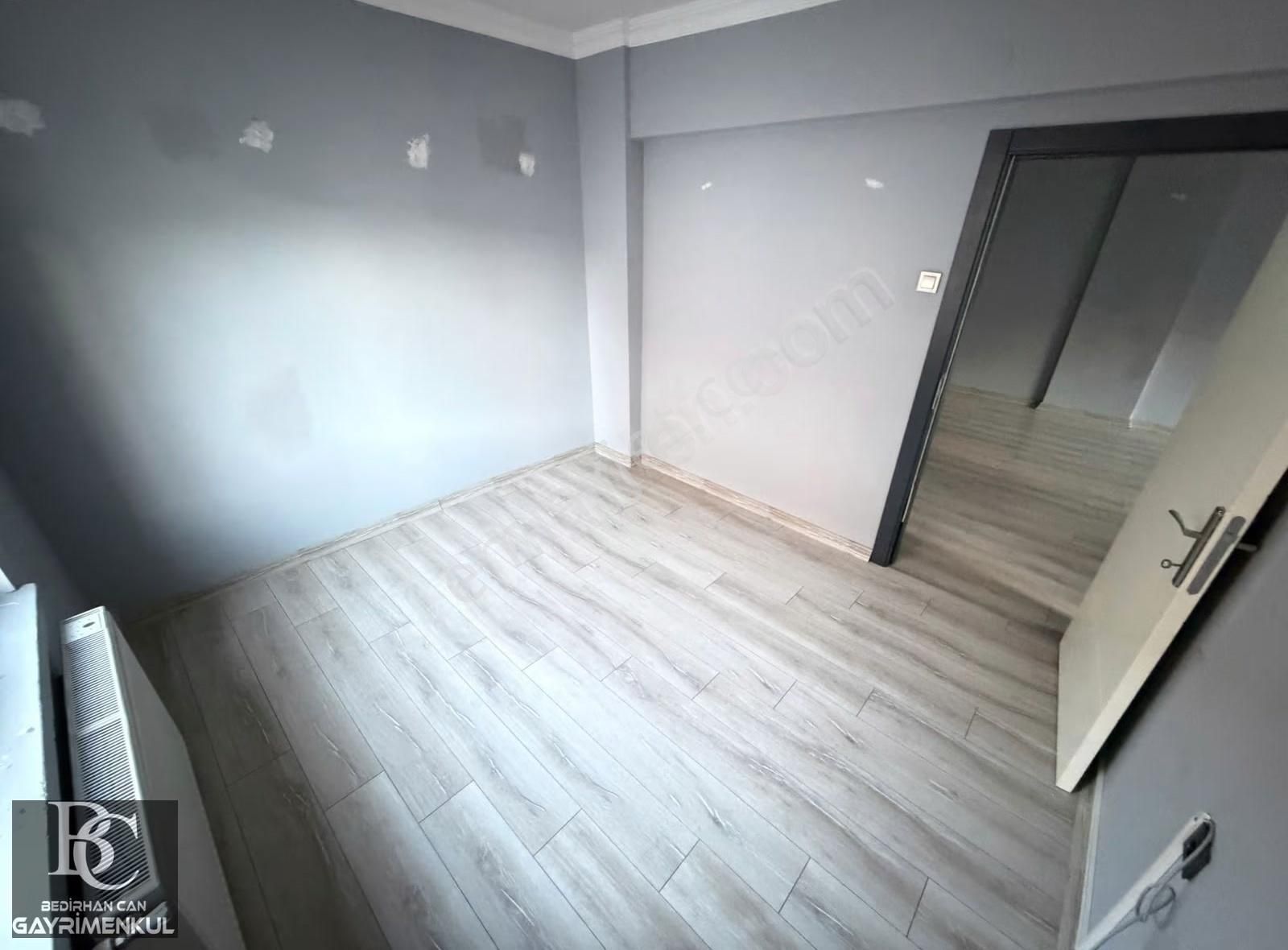 Bedirhan'dan Full Yapılı 1. Kat Ön Cephe Masrafsız Gata Yakını - Görsel 15