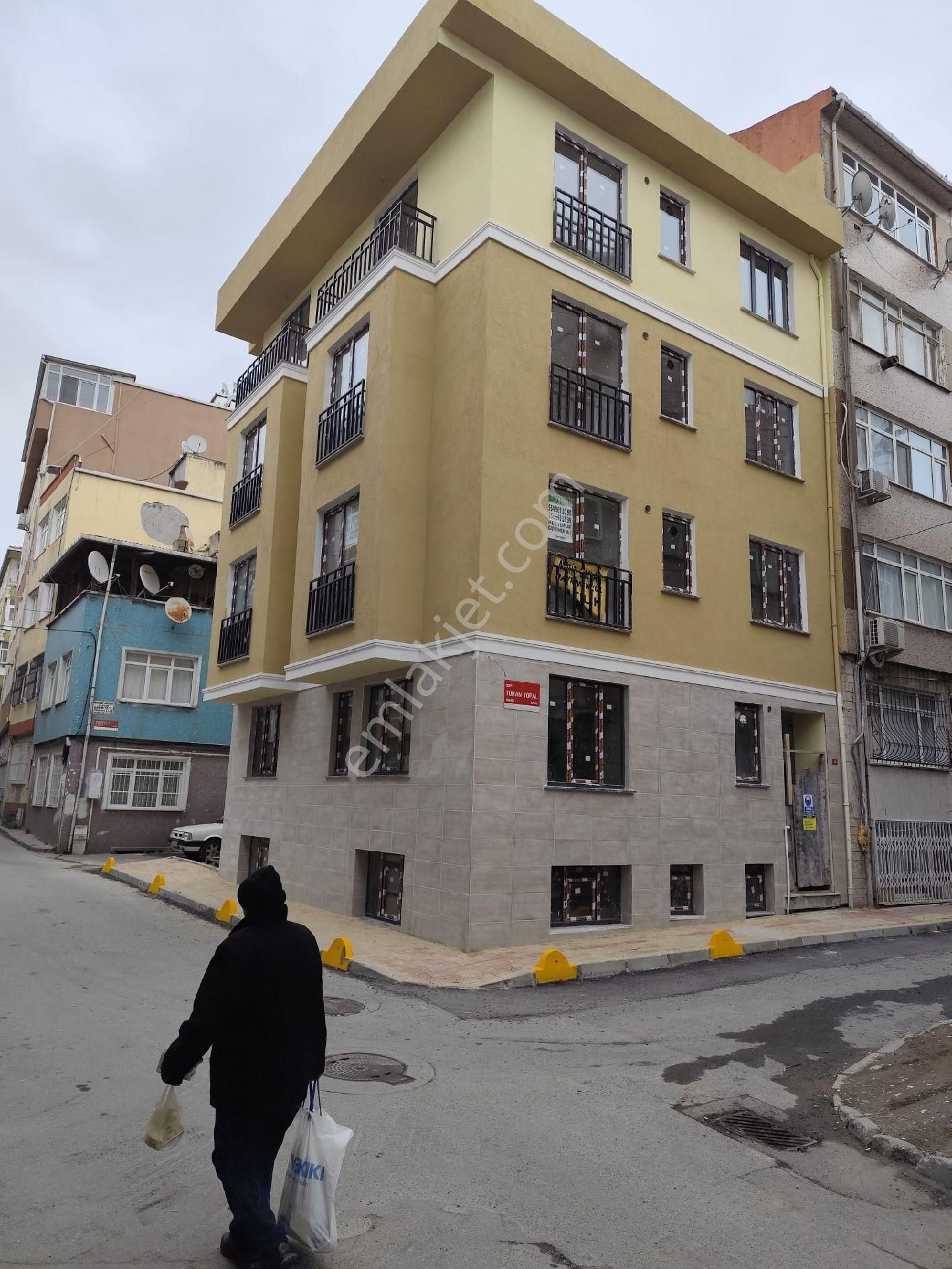 Satılık Komple Bına Kocamustafapaşa Sümbülefendi Şehıt Turan Topal Sok - Görsel 7