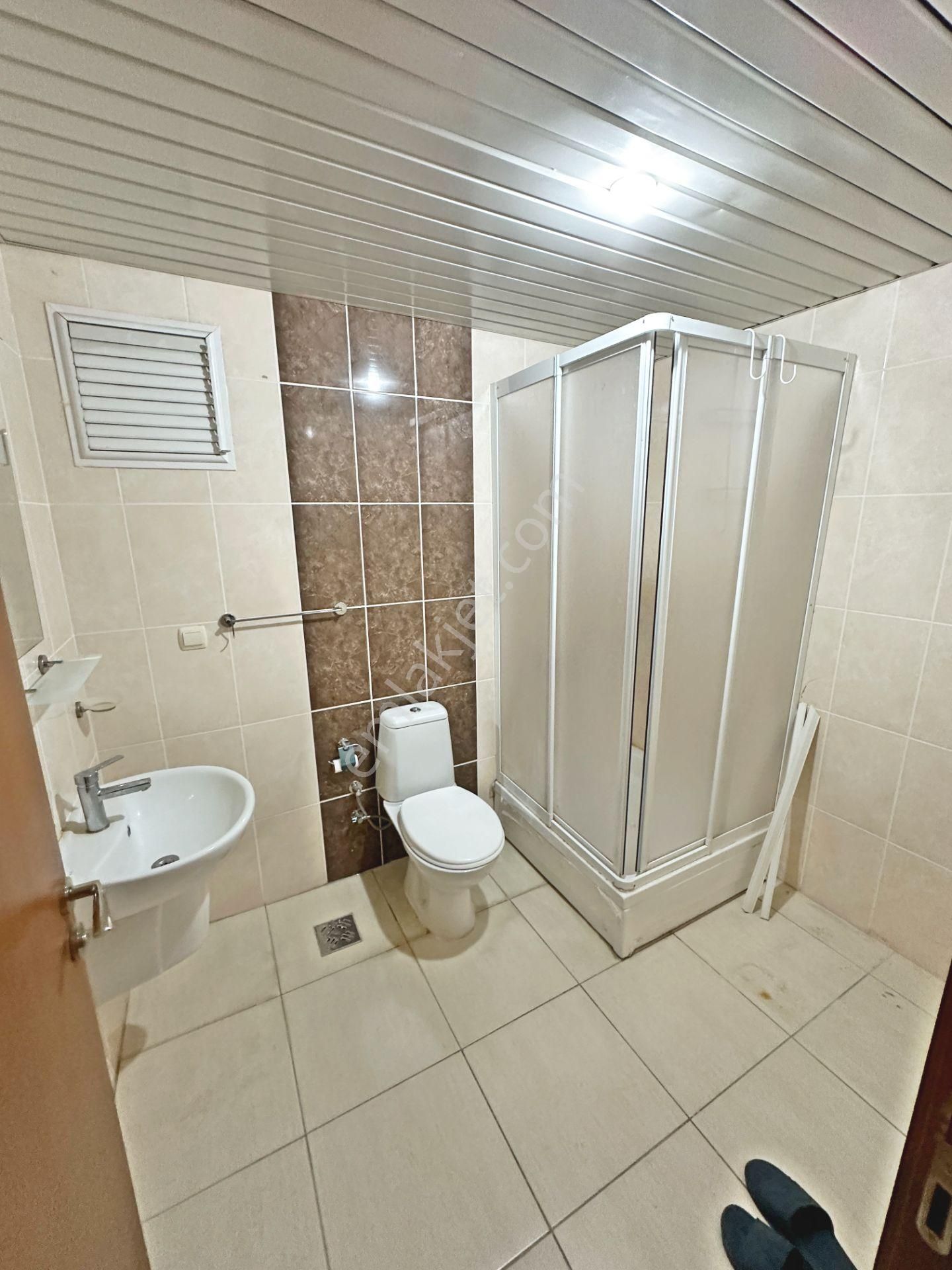 Göknar Sitesinde Manzaralı Ebeveyn Banyolu Asansörlü 3+1 Satılık Daire - Görsel 18