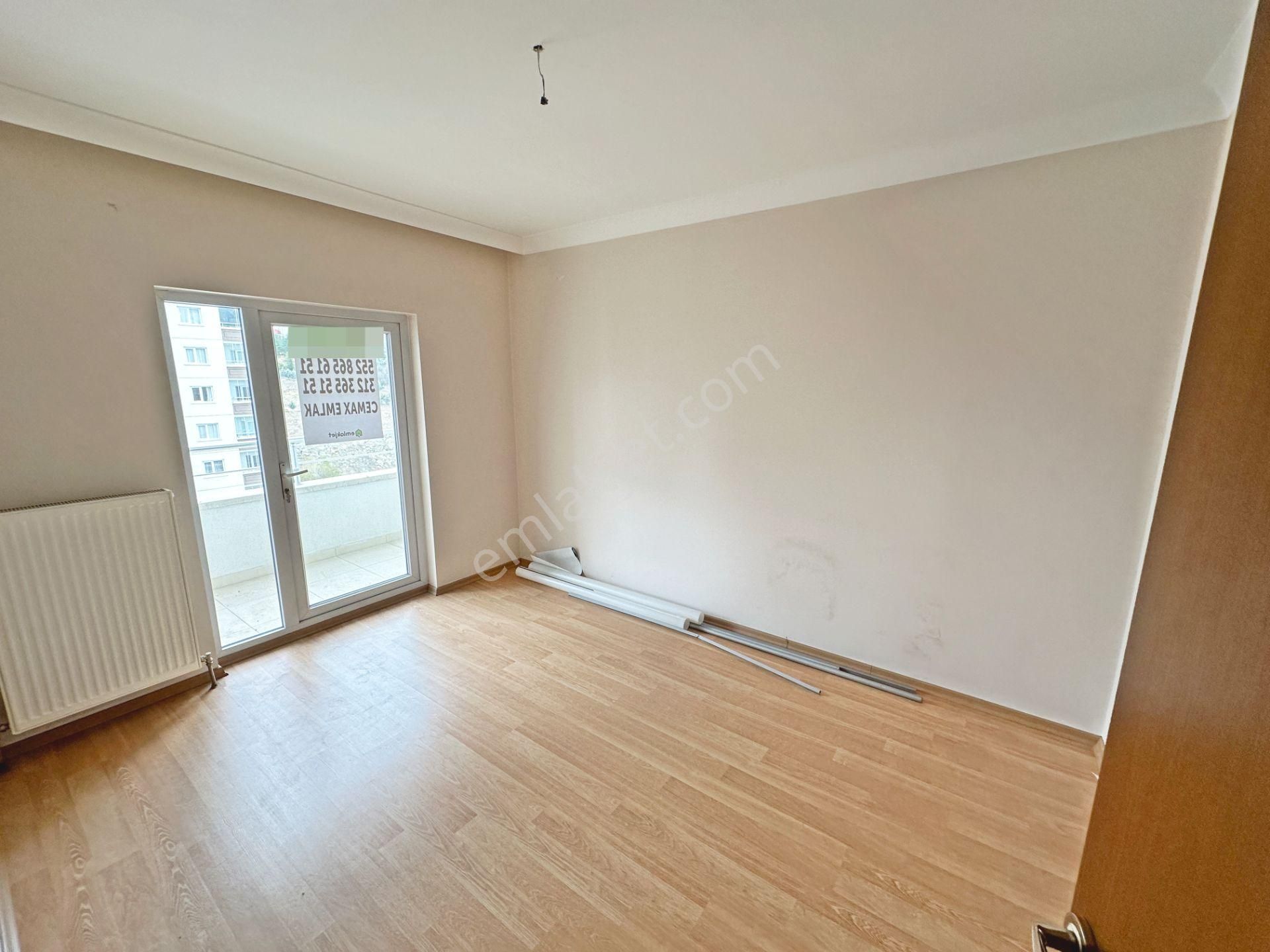 Göknar Sitesinde Manzaralı Ebeveyn Banyolu Asansörlü 3+1 Satılık Daire - Görsel 28