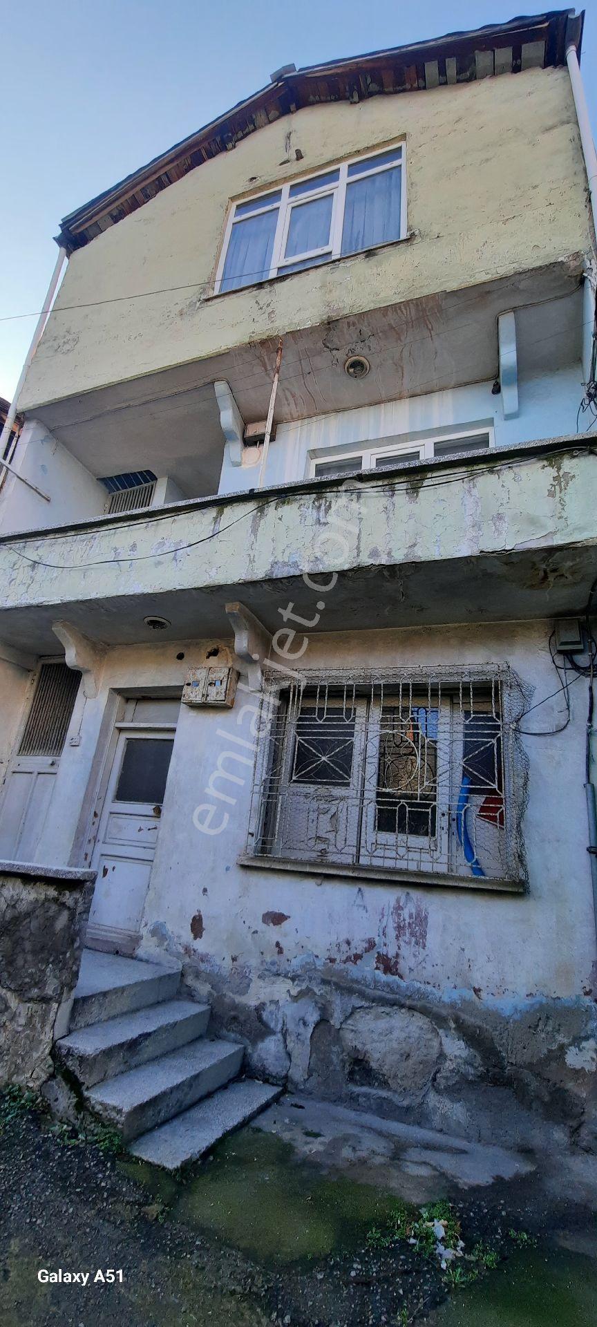 İlyasköy De.satılık Müstakil Bina