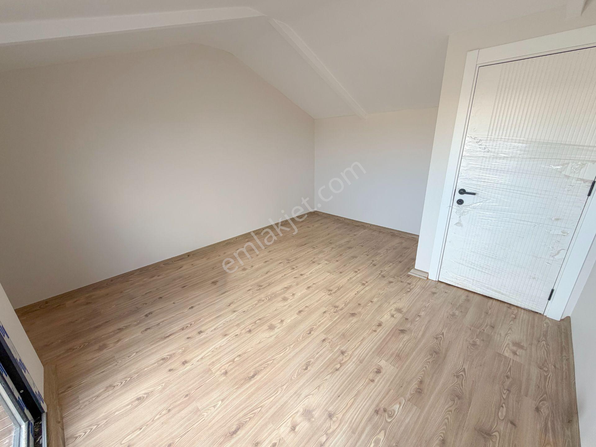 Urla Altıntaş Mahallesinde Kiralık Sıfır 3+1 Doğalgazlı Villa - Görsel 12