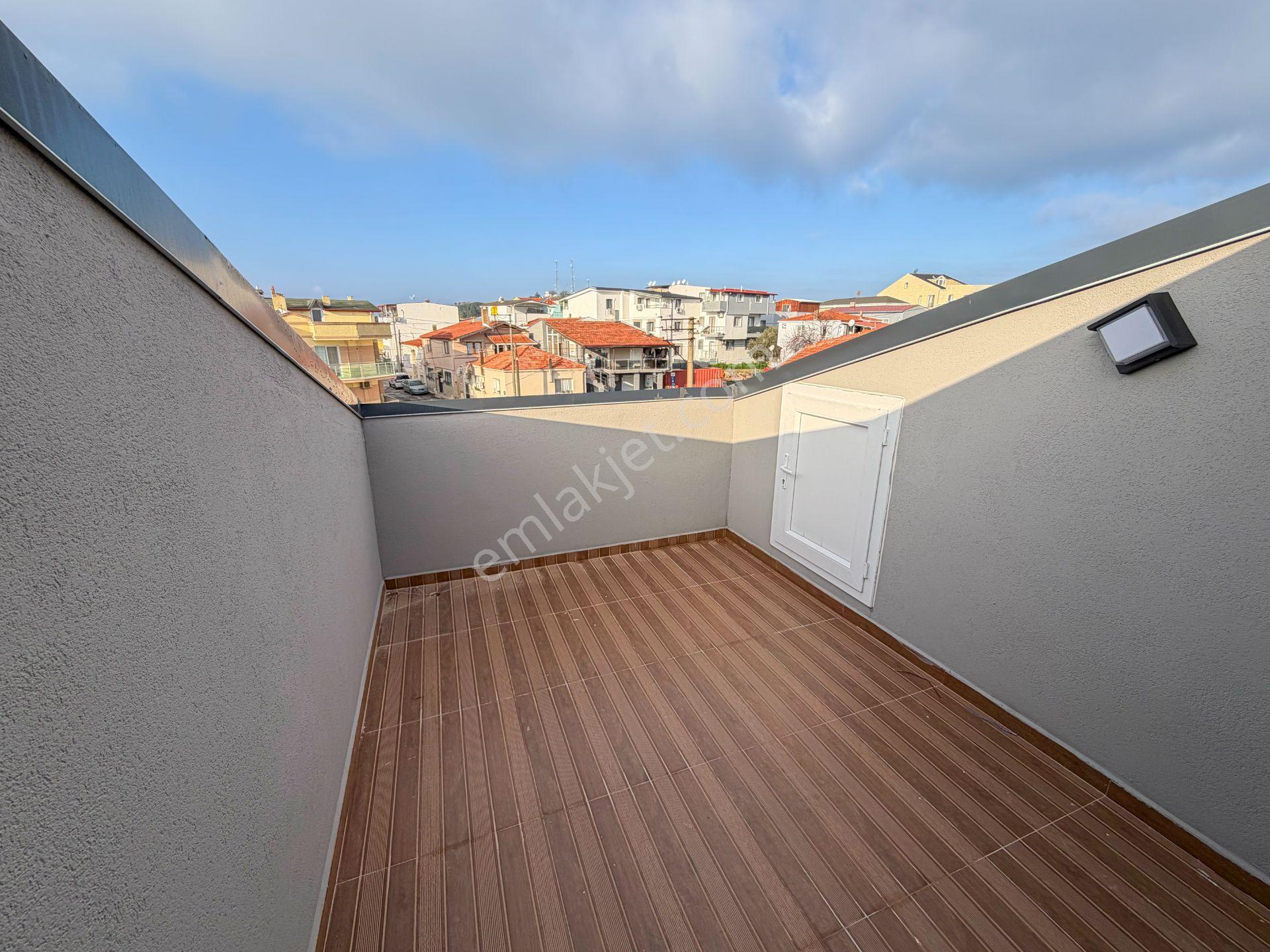 Urla Altıntaş Mahallesinde Kiralık Sıfır 3+1 Doğalgazlı Villa - Görsel 15