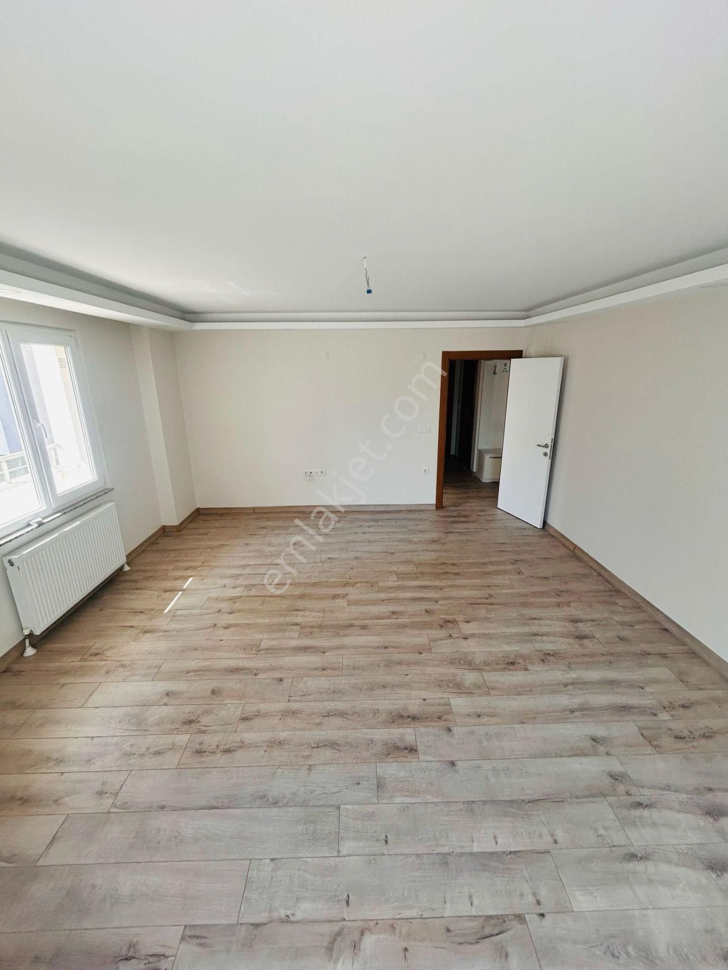 Çorlu'nun Nezih Kesmi Hürriyet'te 3+1 Ara Kat Kat Ve Cephe Seçenekli Fırsat Daireler