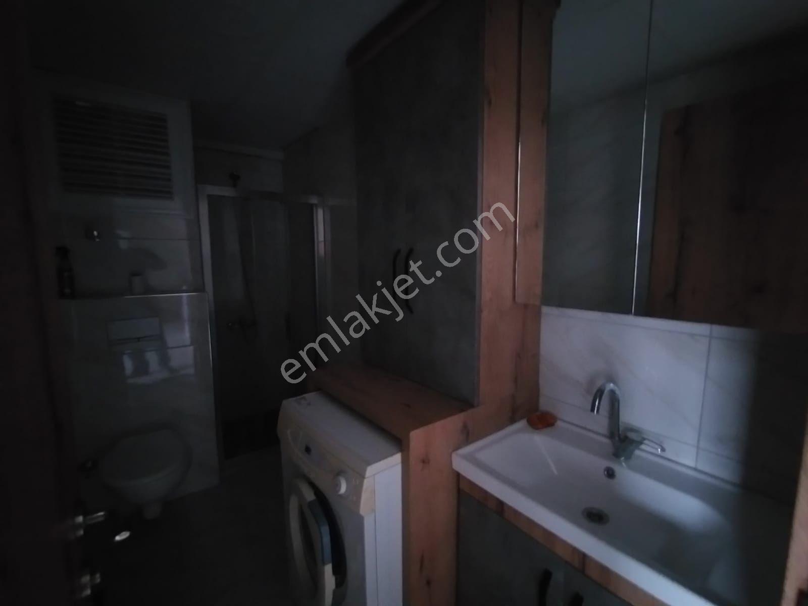 Salihli Berkay Emlaktan Merkezde Eşyalı Kiralık 1+1 Doğalgaz Isıtmalı Daire - Görsel 6